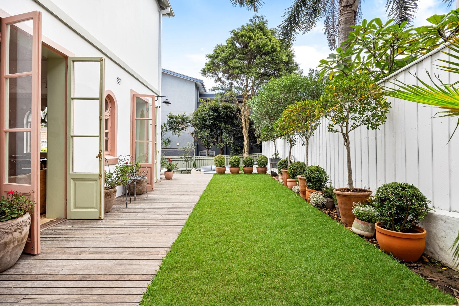 184-186 Brook Street, Coogee, Coogee - Thumbnail 2