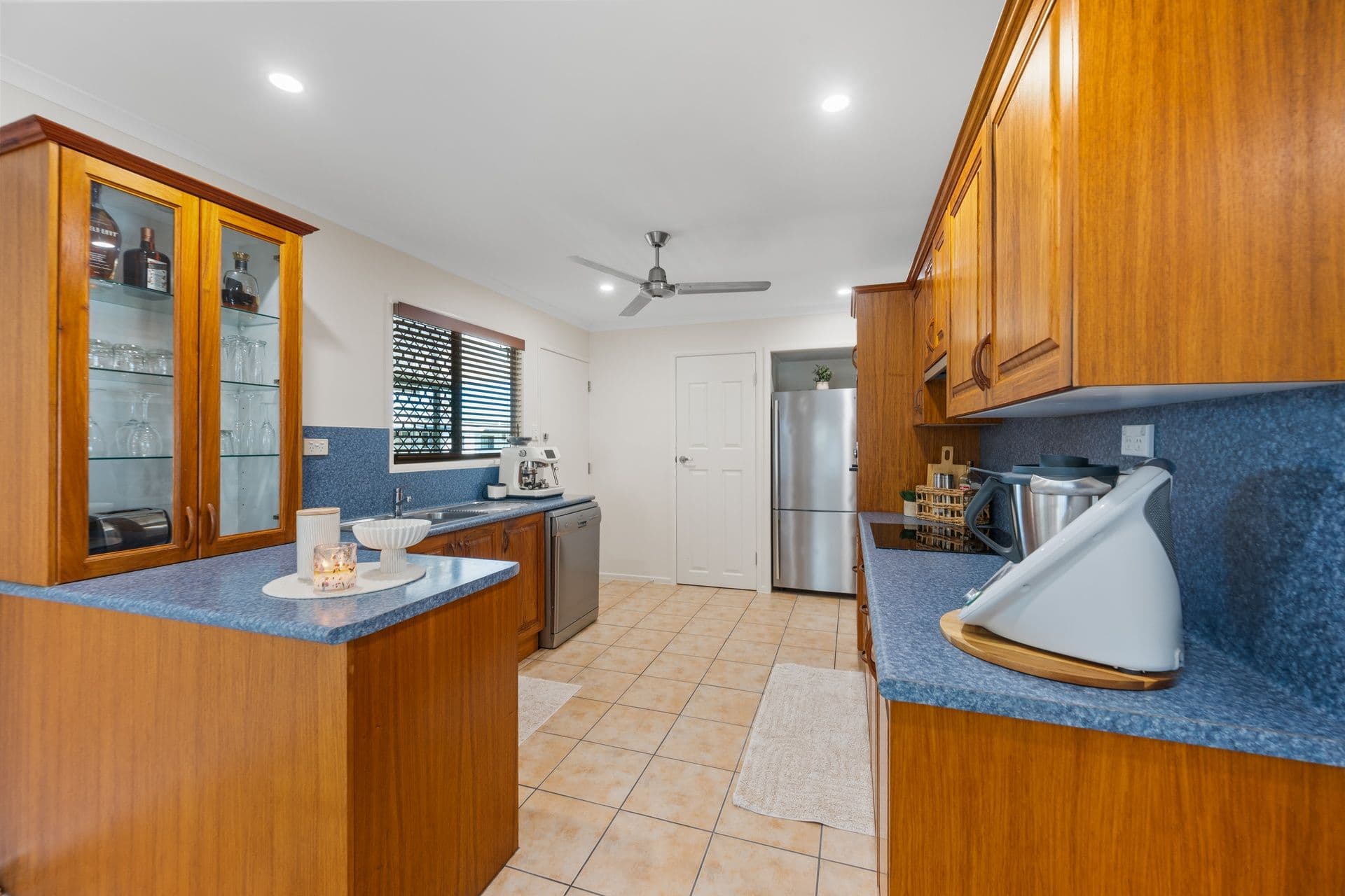 8 Burramugga Crescent, Kirwan, QLD, 4817, Kirwan - Thumbnail 3