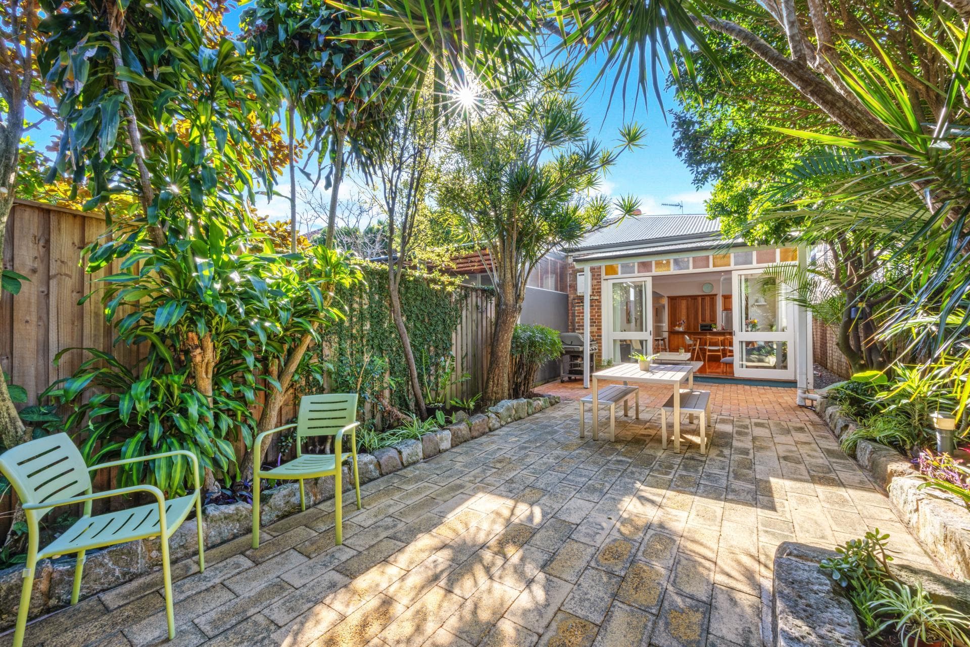 4 Lynch Avenue, Queens Park, Queens Park - Image 1