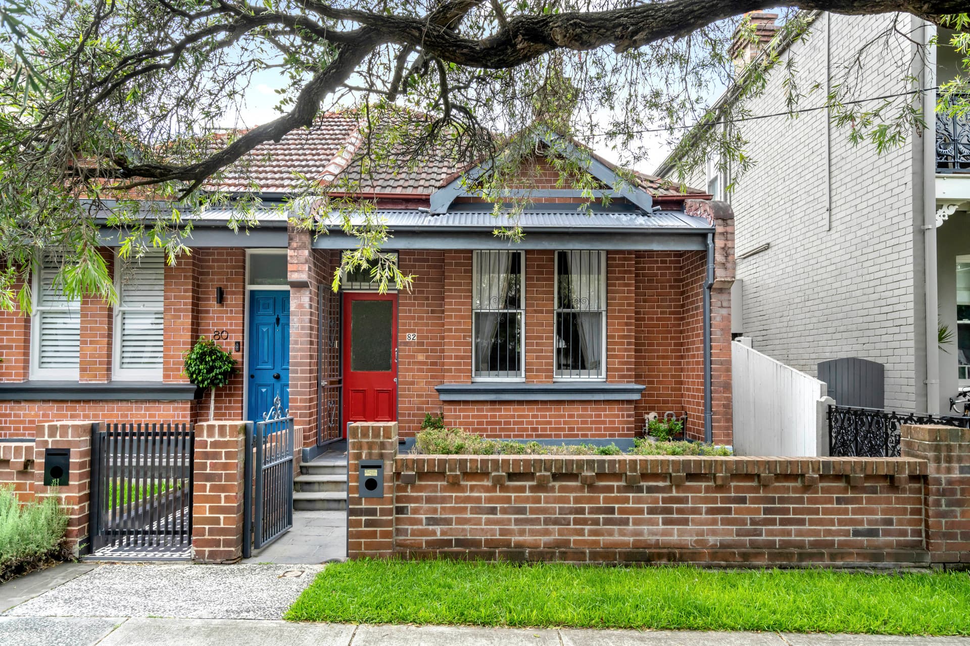 82 Rawson Avenue, Queens Park, Queens Park - Thumbnail 2