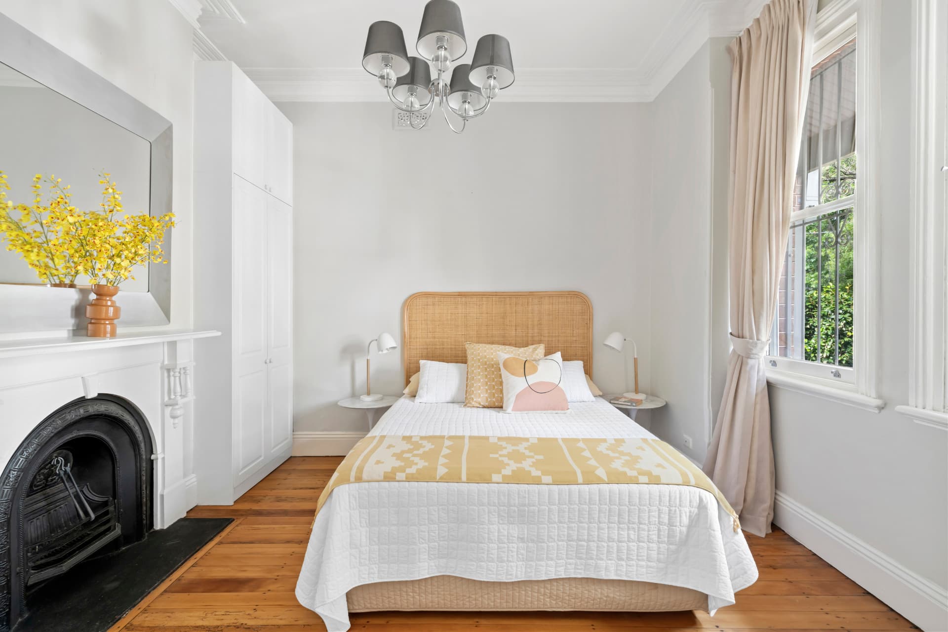 82 Rawson Avenue, Queens Park, Queens Park - Thumbnail 3