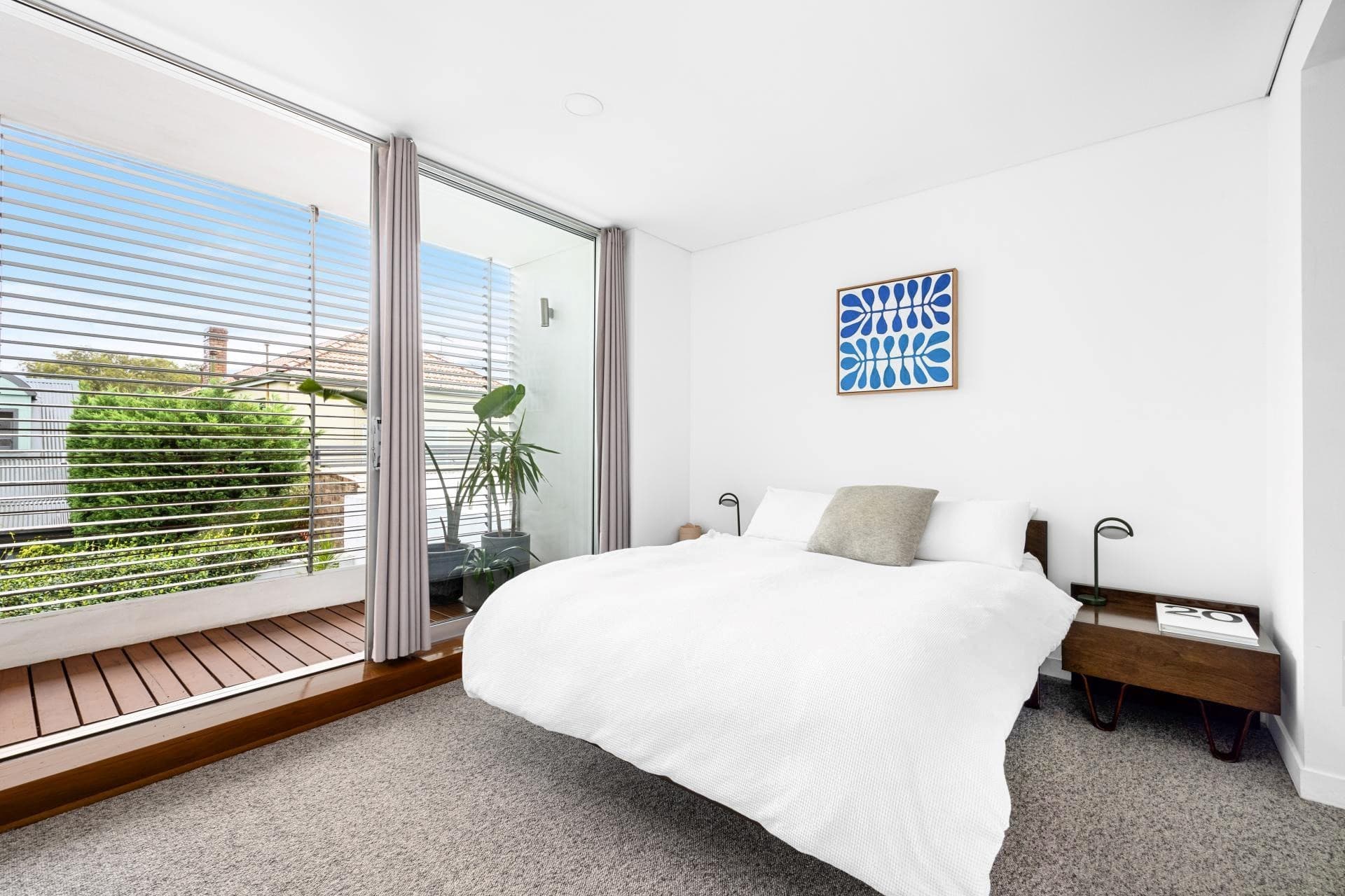 33 Isabella Street, Queens Park, Queens Park - Thumbnail 2