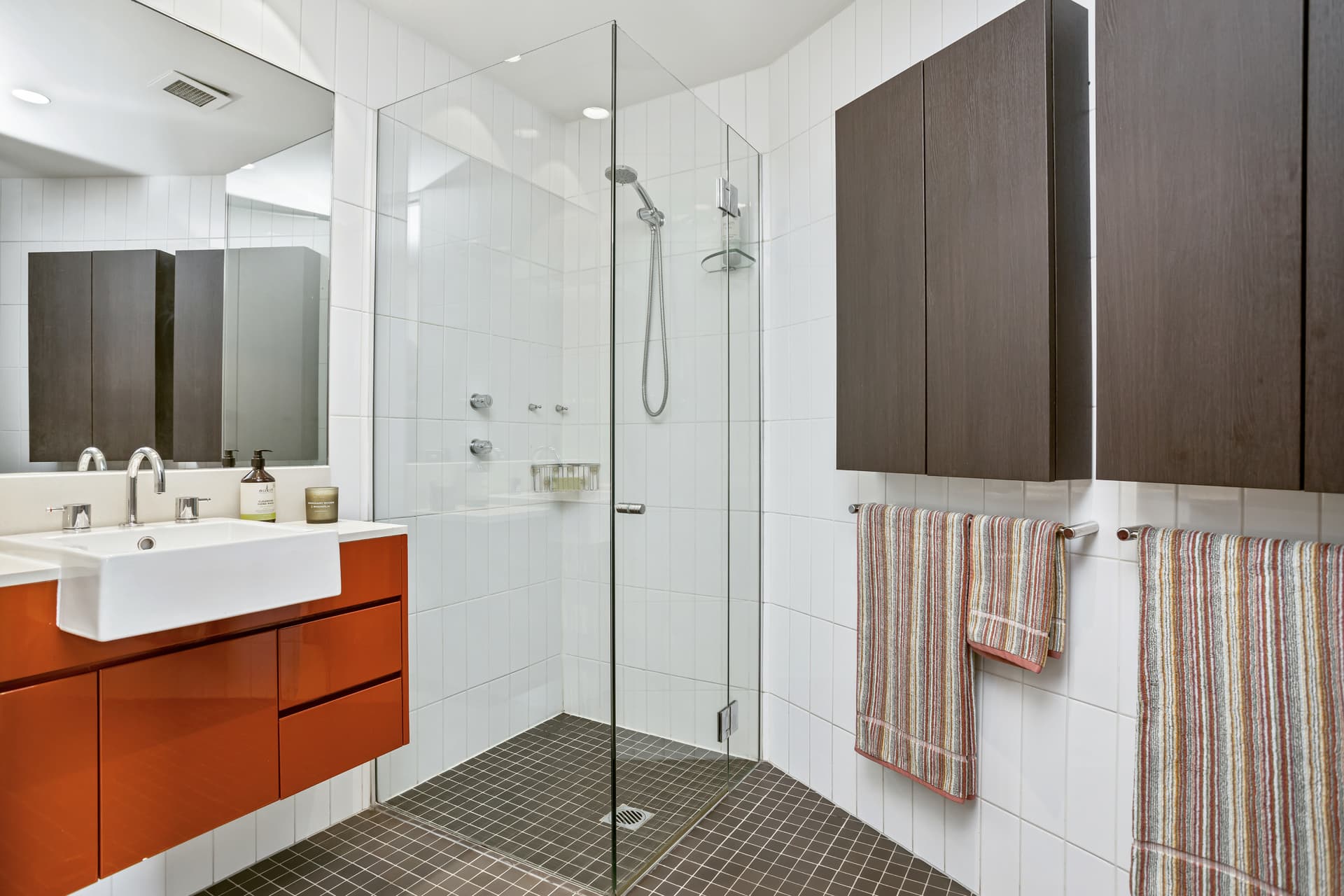 415/2-4 Powell Street, Waterloo, Waterloo - Thumbnail 4