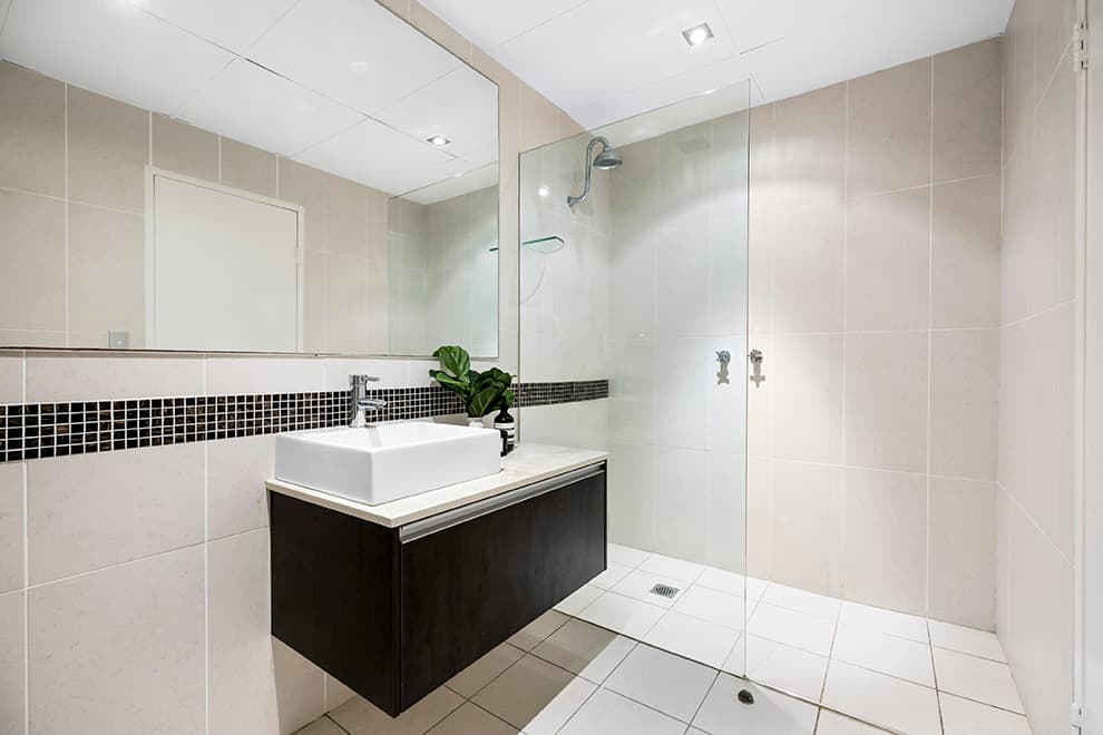 12/26-34 McElhone Street, Woolloomooloo, Woolloomooloo - Thumbnail 3