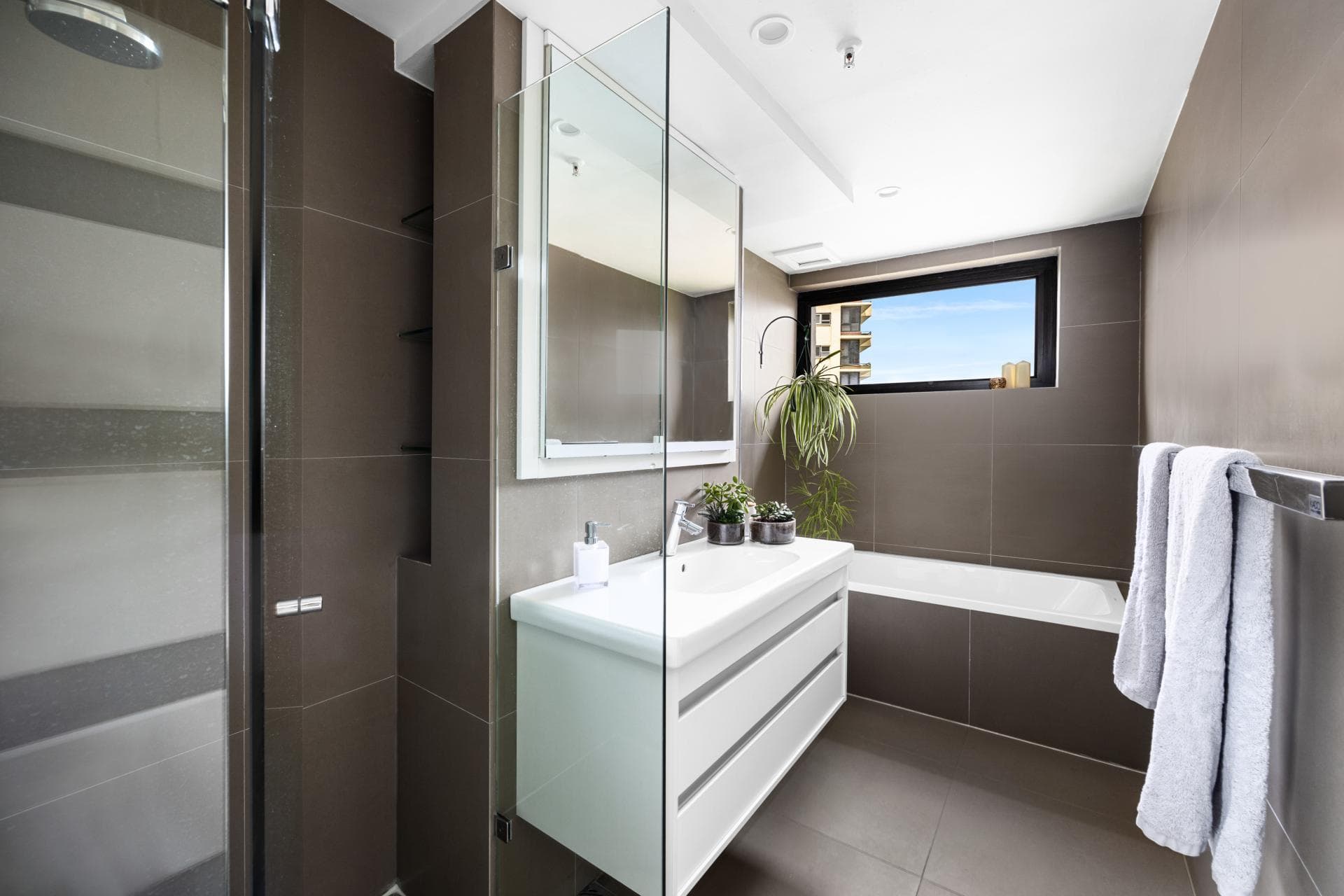 13B/21 Thornton Street, Darling Point, Darling Point - Thumbnail 4