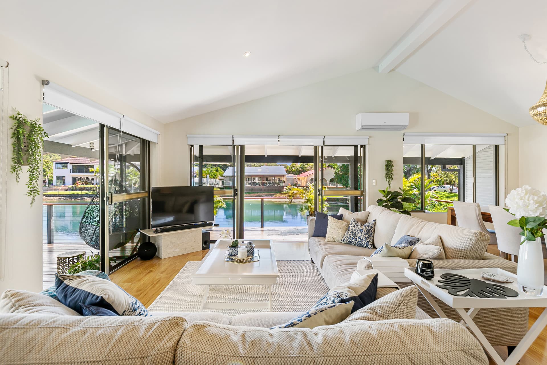 3 Kingfish Court, Palm Beach, QLD, 4221, Palm Beach - Thumbnail 2