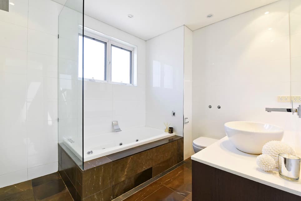 29 Stewart Street, North Bondi, North Bondi - Thumbnail 3