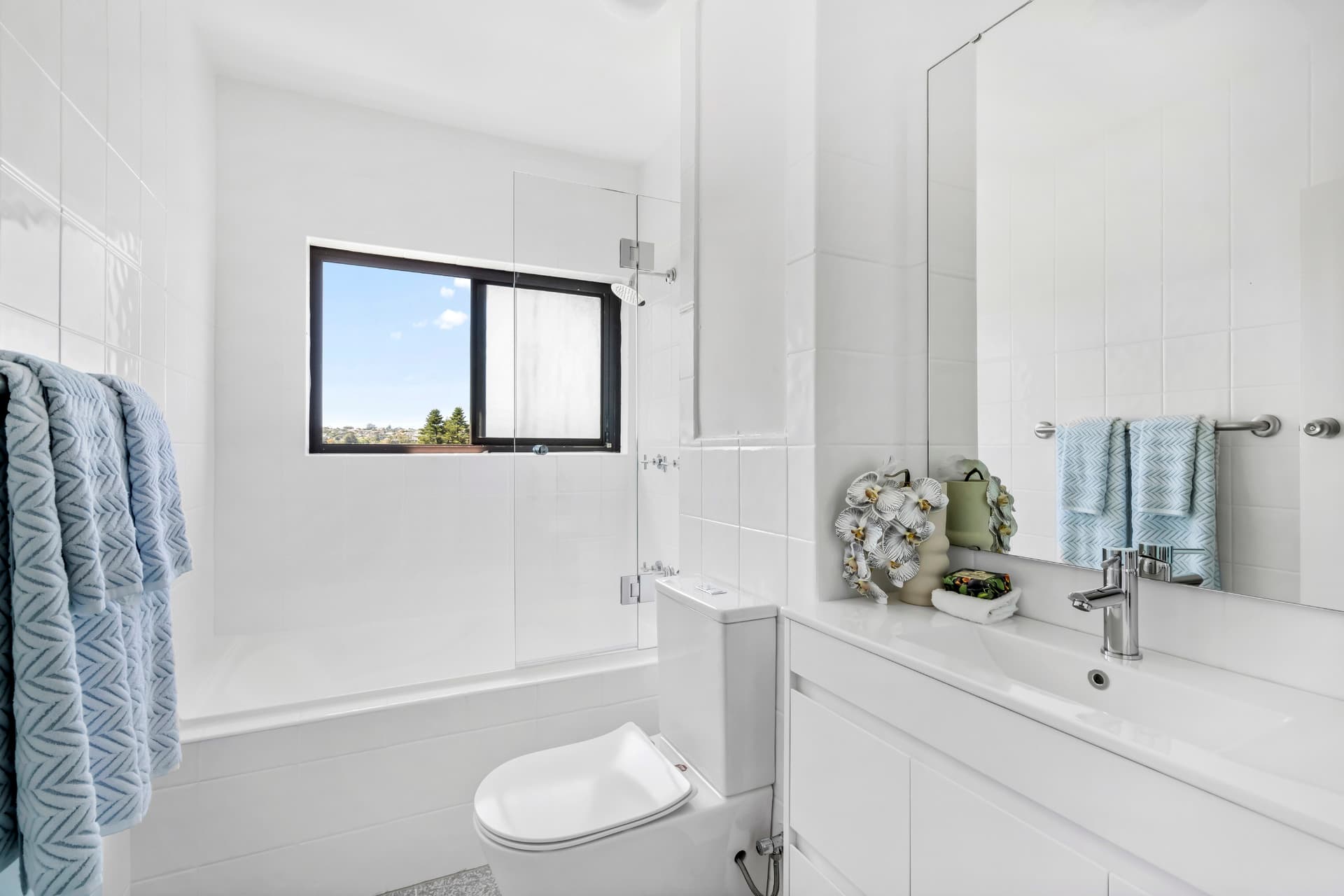 52/355-357 Old South Head Road, North Bondi, North Bondi - Image 1