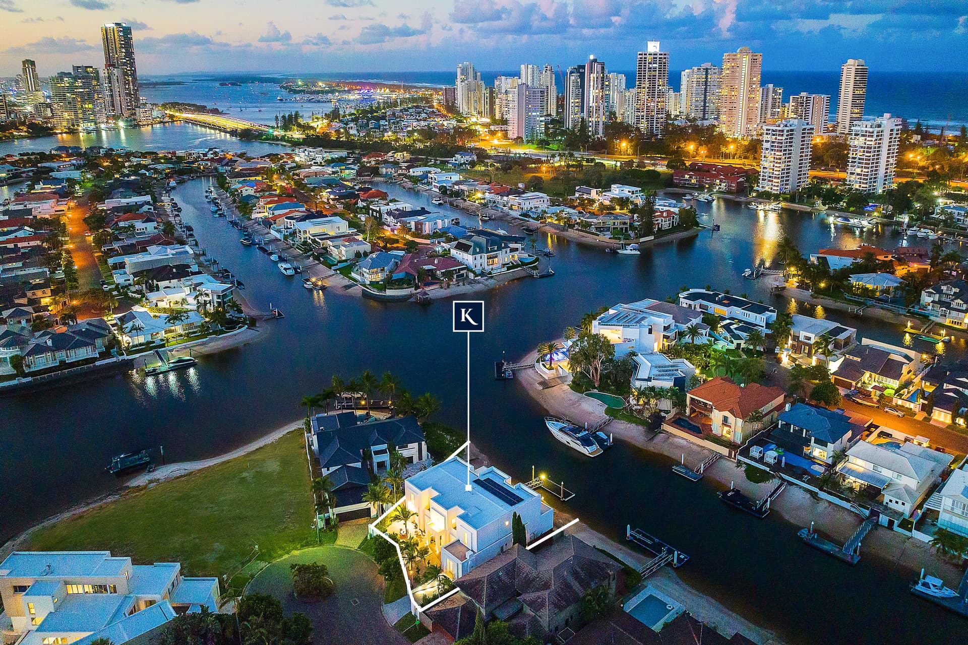 27 Midshipman Court, Paradise Waters, QLD, 4217, Surfers Paradise - Thumbnail 3