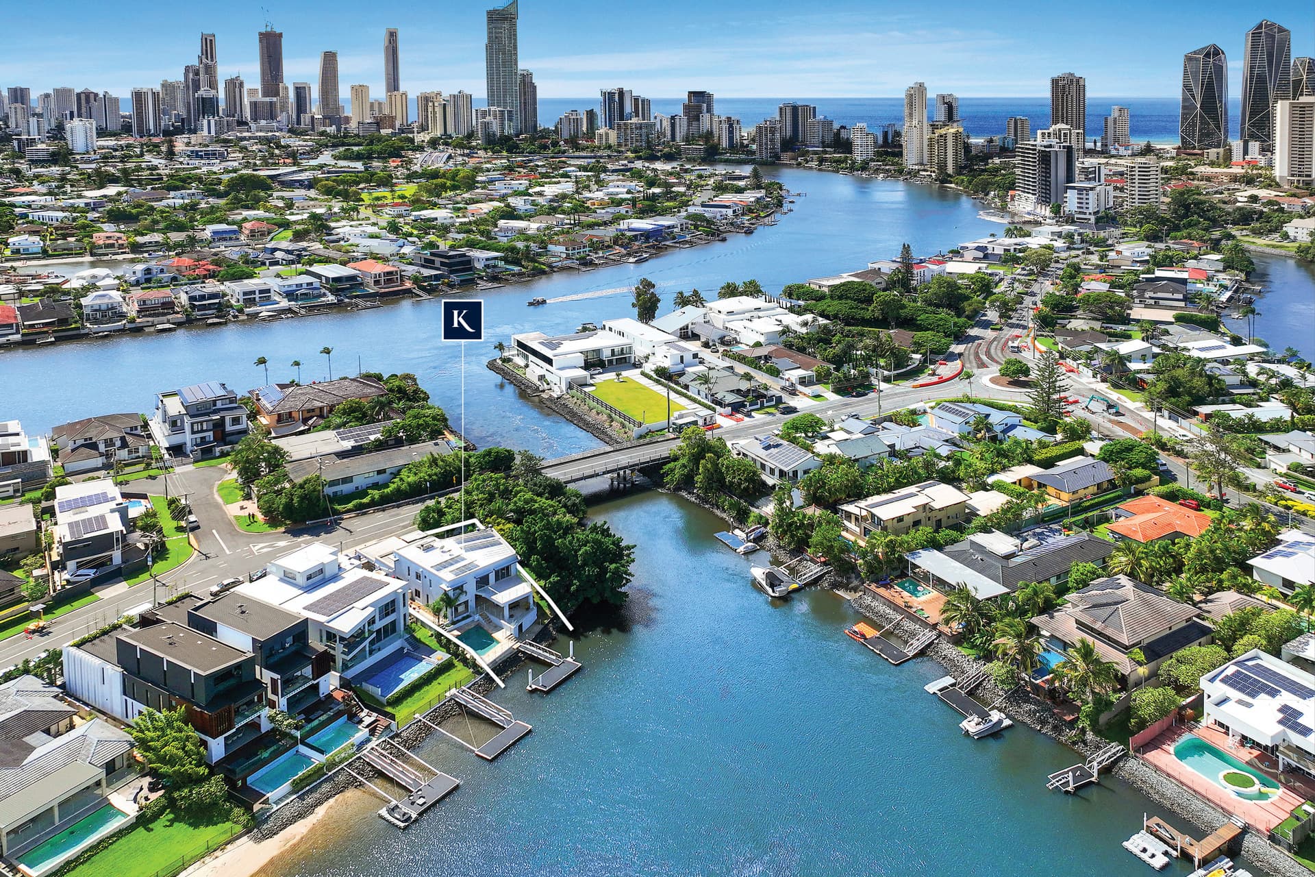 2/82 Mascot Drive, Eastlakes, Broadbeach Waters - Thumbnail 2