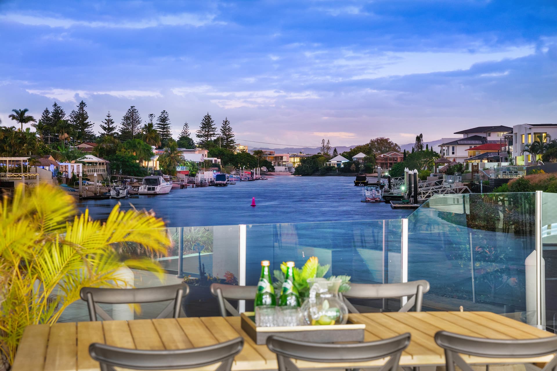 2/82 Mascot Drive, Eastlakes, Broadbeach Waters - Thumbnail 3