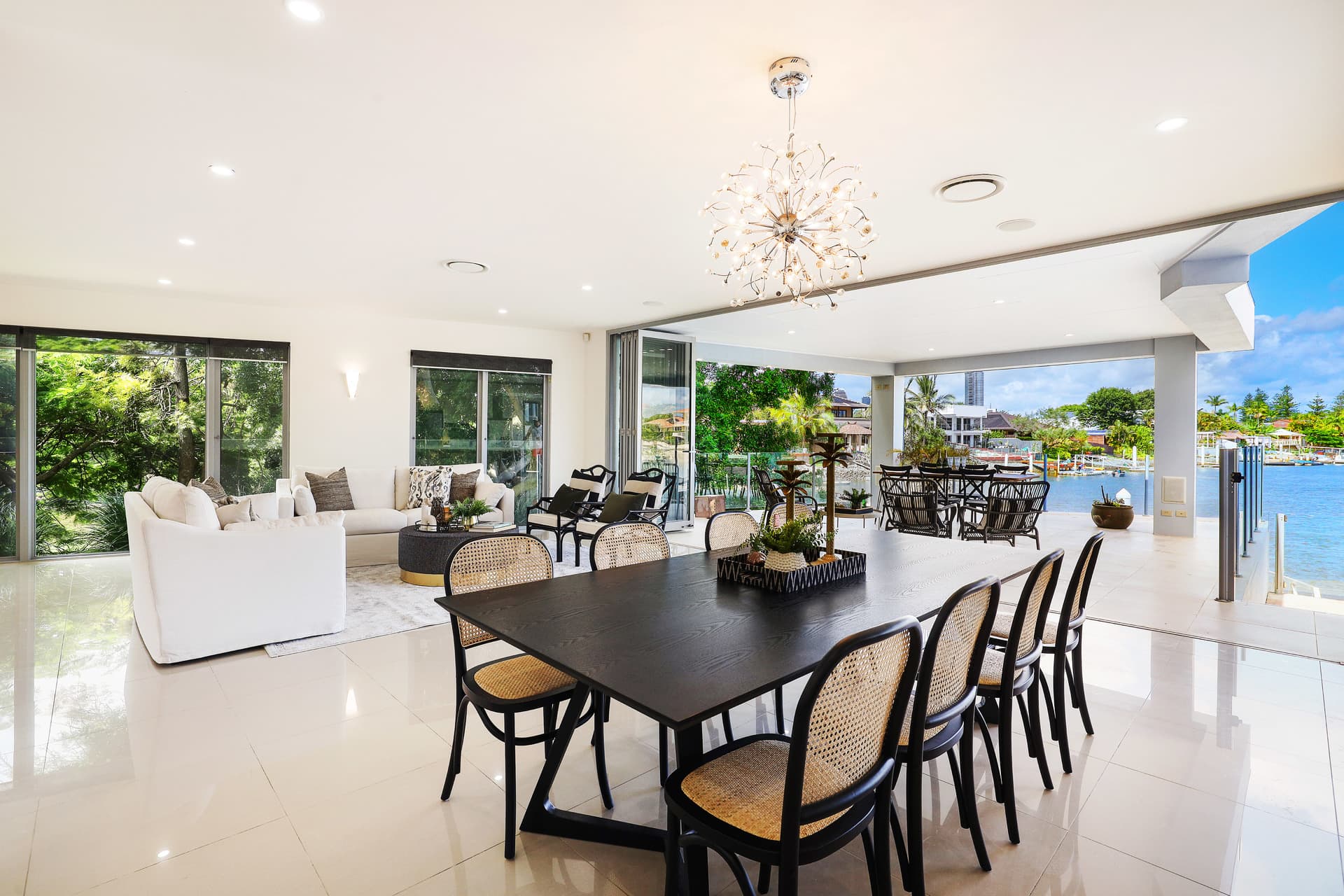 2/82 Mascot Drive, Eastlakes, Broadbeach Waters - Thumbnail 7