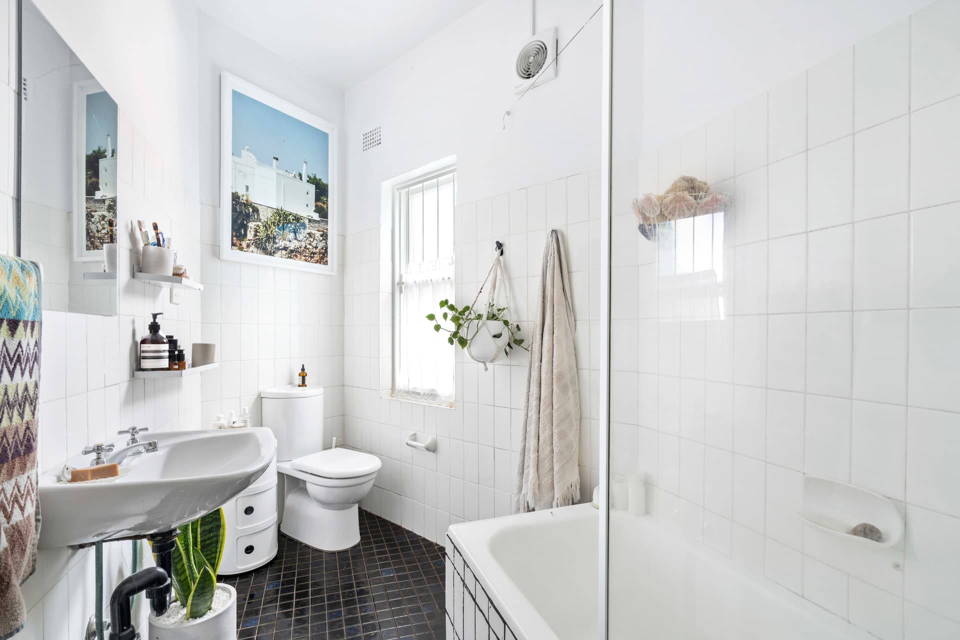 10/92-96 Brighton  Boulevard, North Bondi, North Bondi - Thumbnail 2