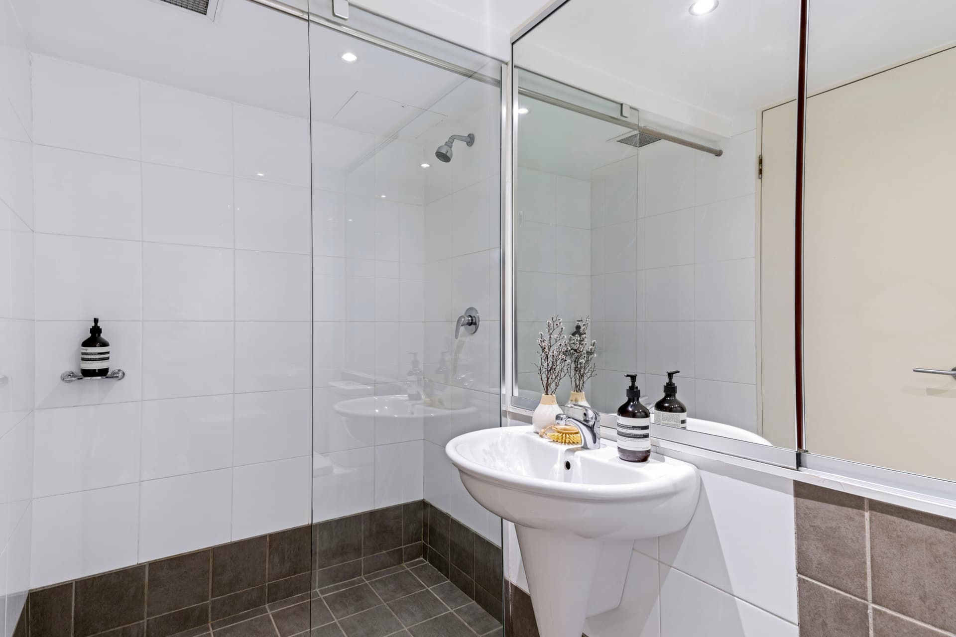 402/6 Short Street, Surry Hills, Surry Hills - Thumbnail 3