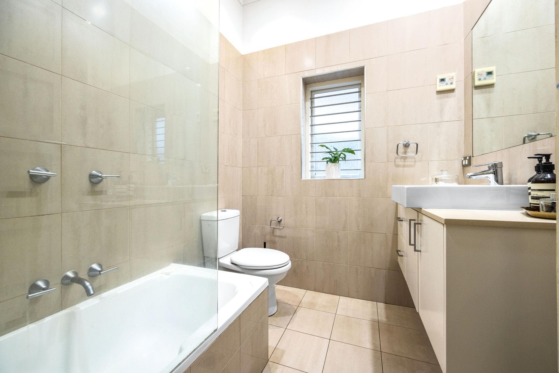 1/70 Birriga Road, Bellevue Hill, Forest Lake - Thumbnail 5