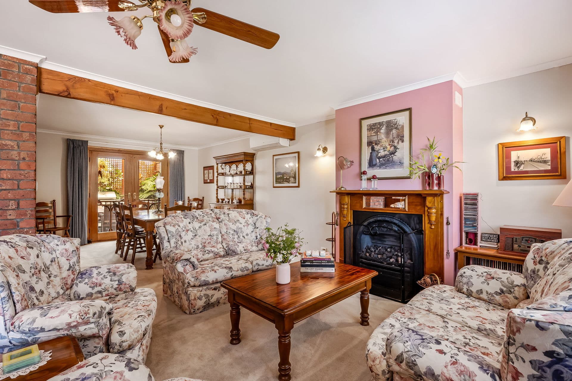 17 Nungamoora Street, Hallett Cove - Thumbnail 4