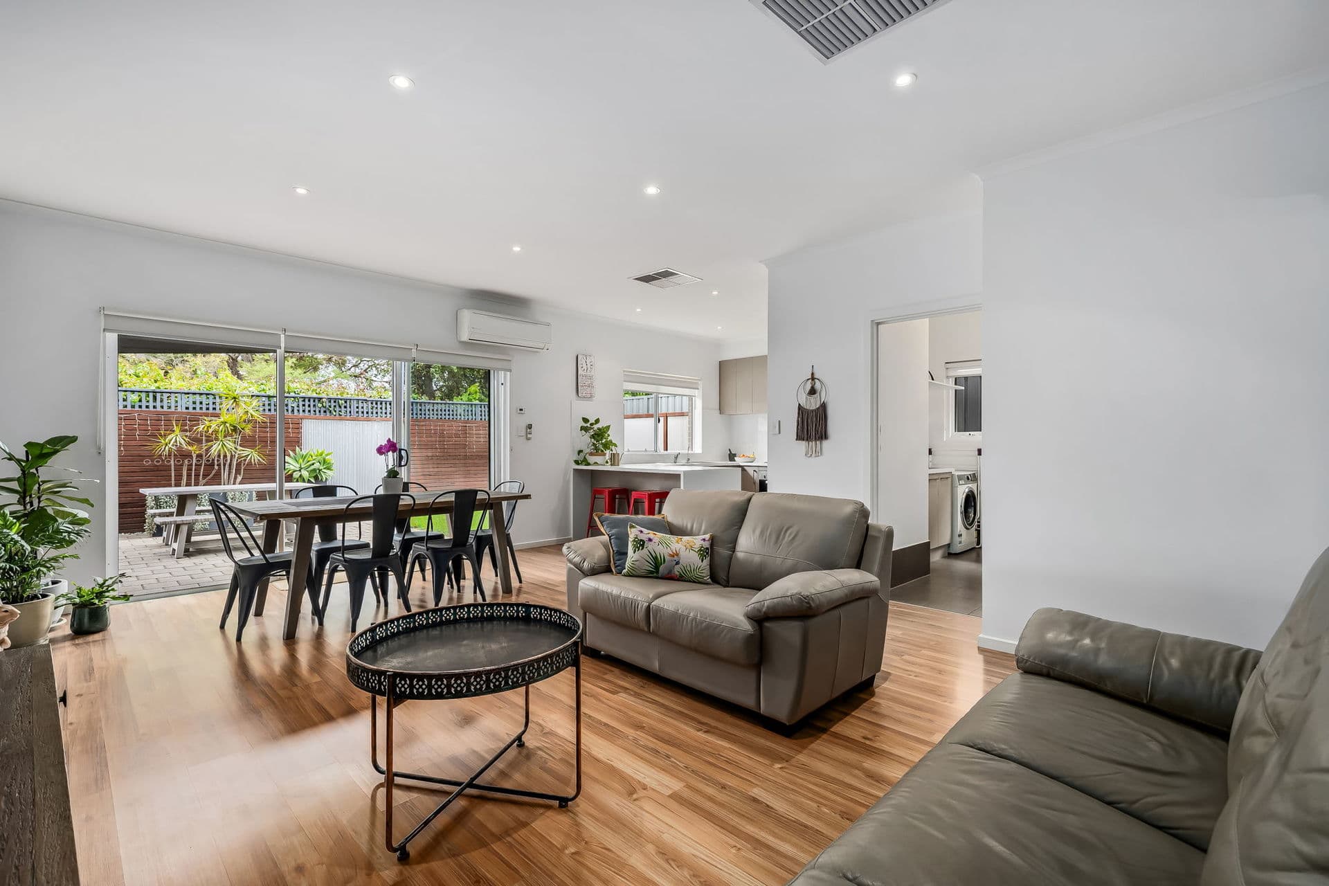 7a Waterhouse Road, South Plympton - Thumbnail 2
