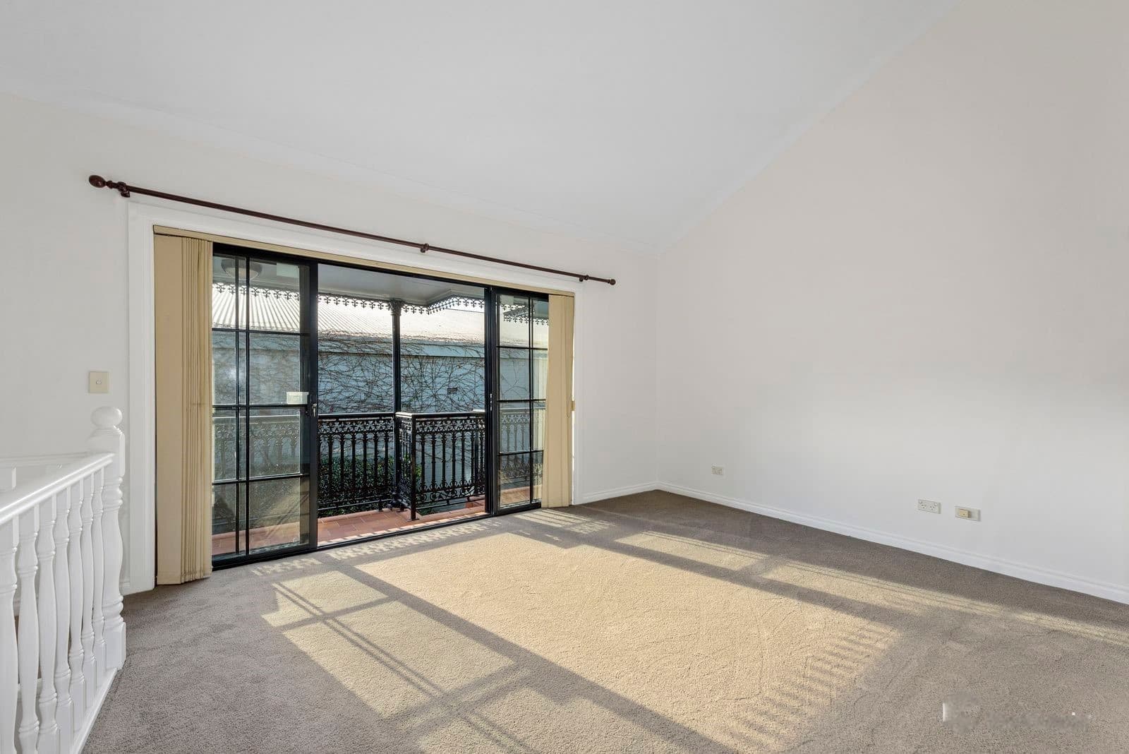 3/170 Wyndham  Street, Alexandria, Alexandria - Thumbnail 2