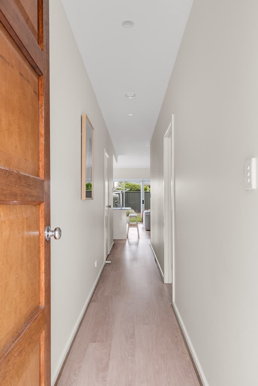 14 Farne Terrace, Marion - Thumbnail 2