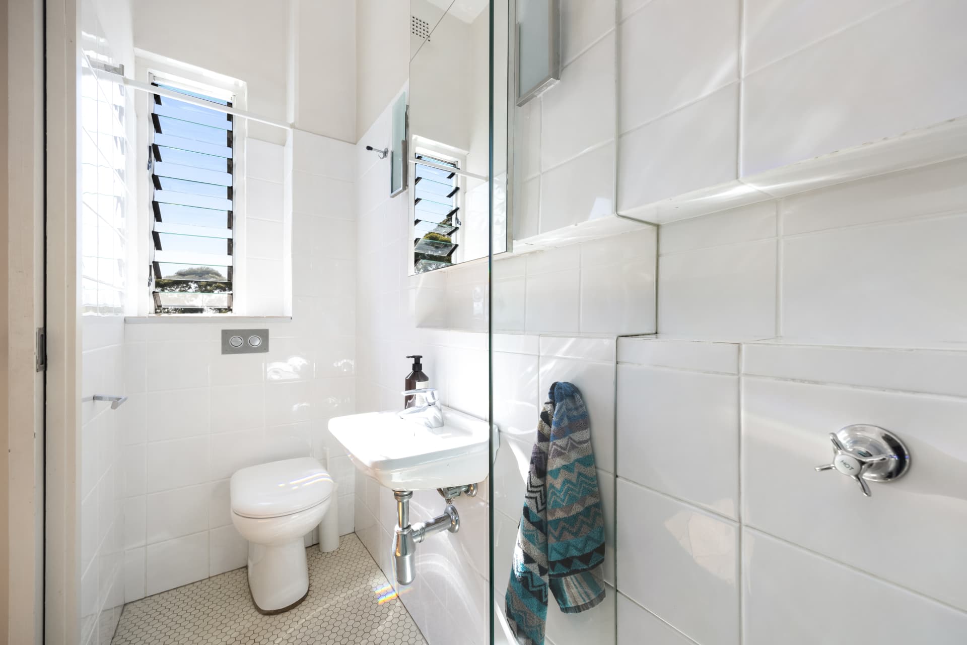 A2/295 Edgecliff  Road, Woollahra, Woollahra - Thumbnail 3