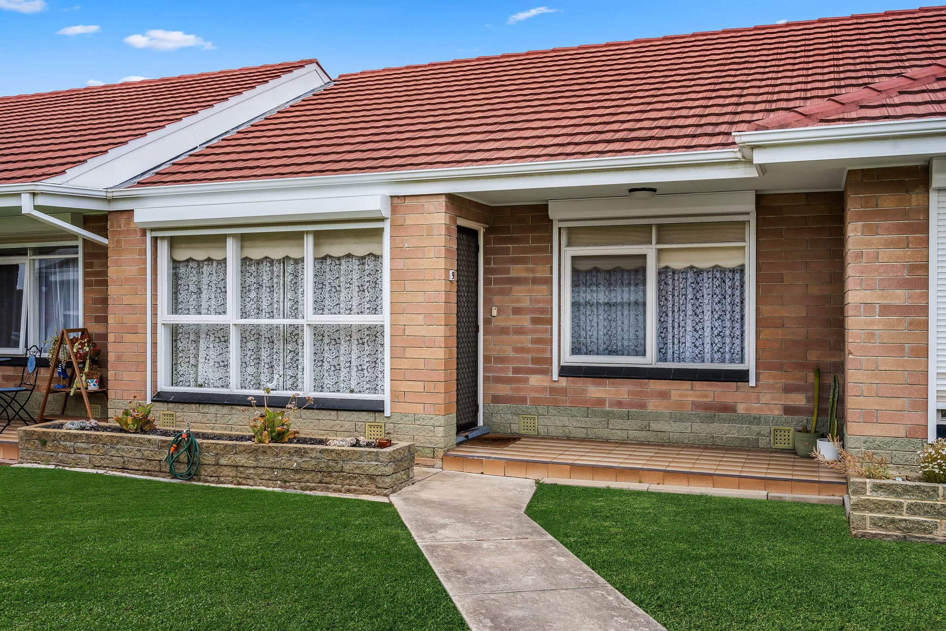 9/8-10 Second Avenue, Glenelg East - Image 1