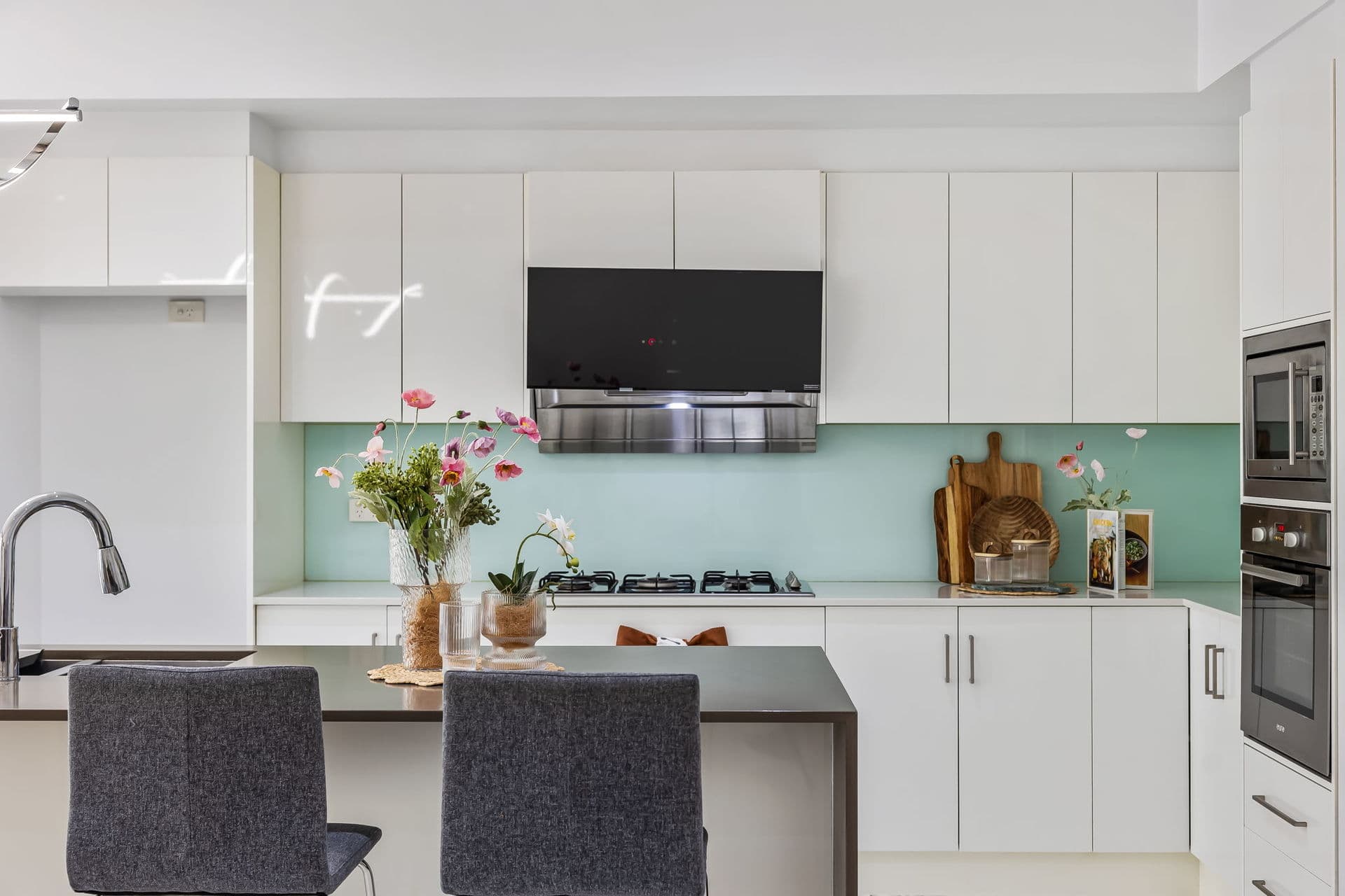 57 Lord Howe Avenue, Hillcrest - Thumbnail 4