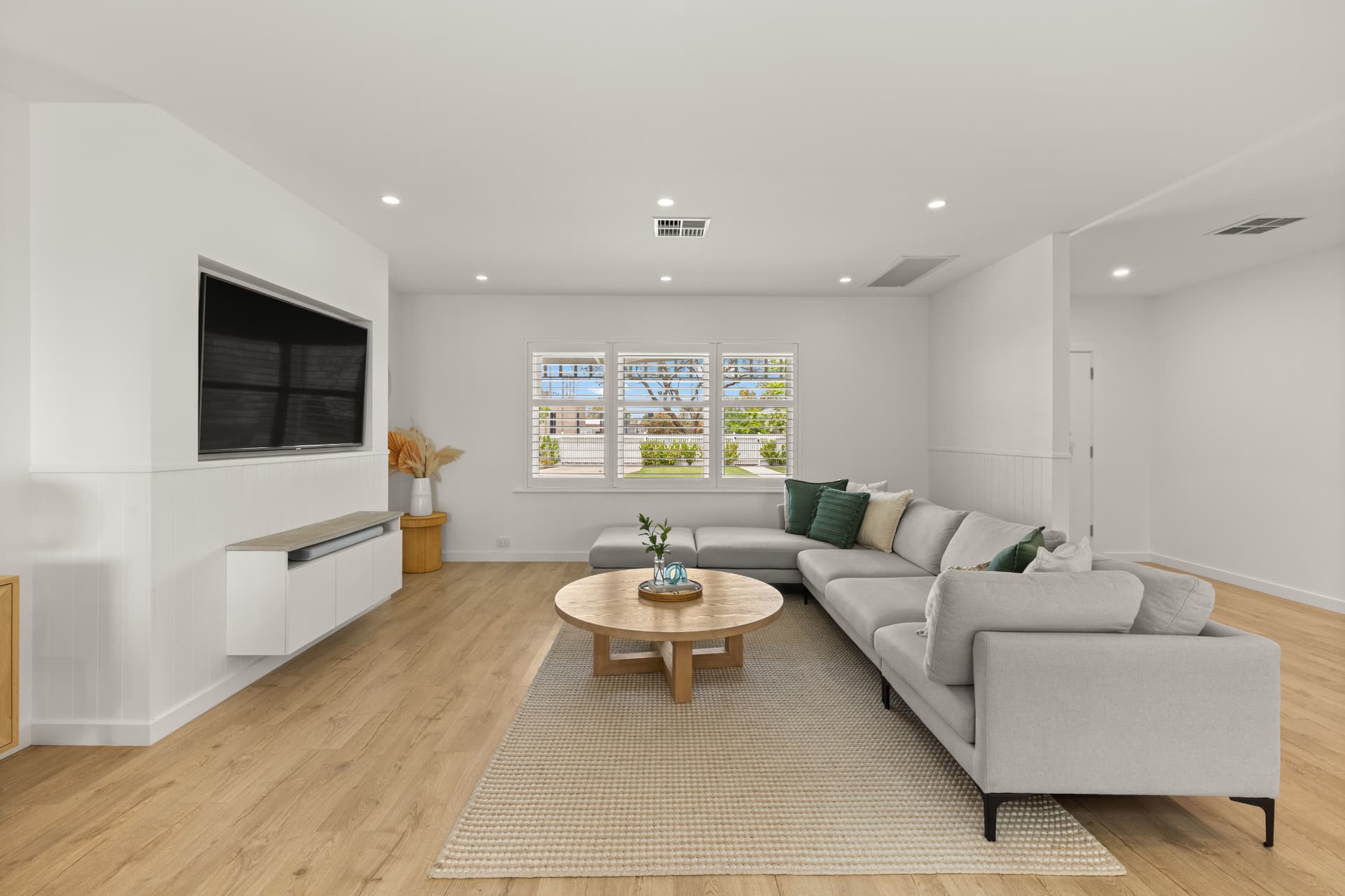 15 Wood Street, South Plympton - Thumbnail 3