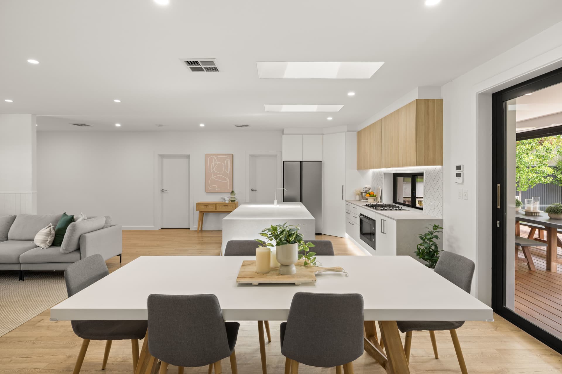 15 Wood Street, South Plympton - Thumbnail 5