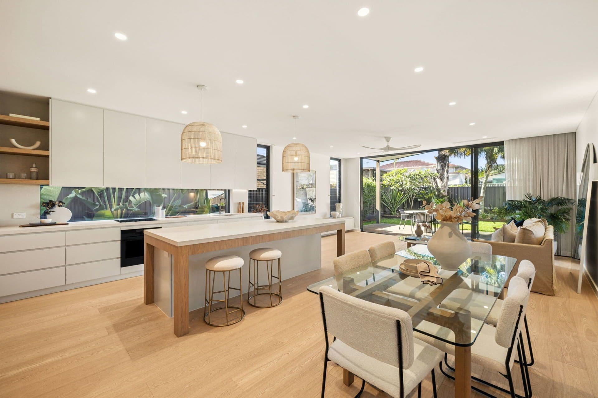 16 Dampier Street, Chifley - Thumbnail 3
