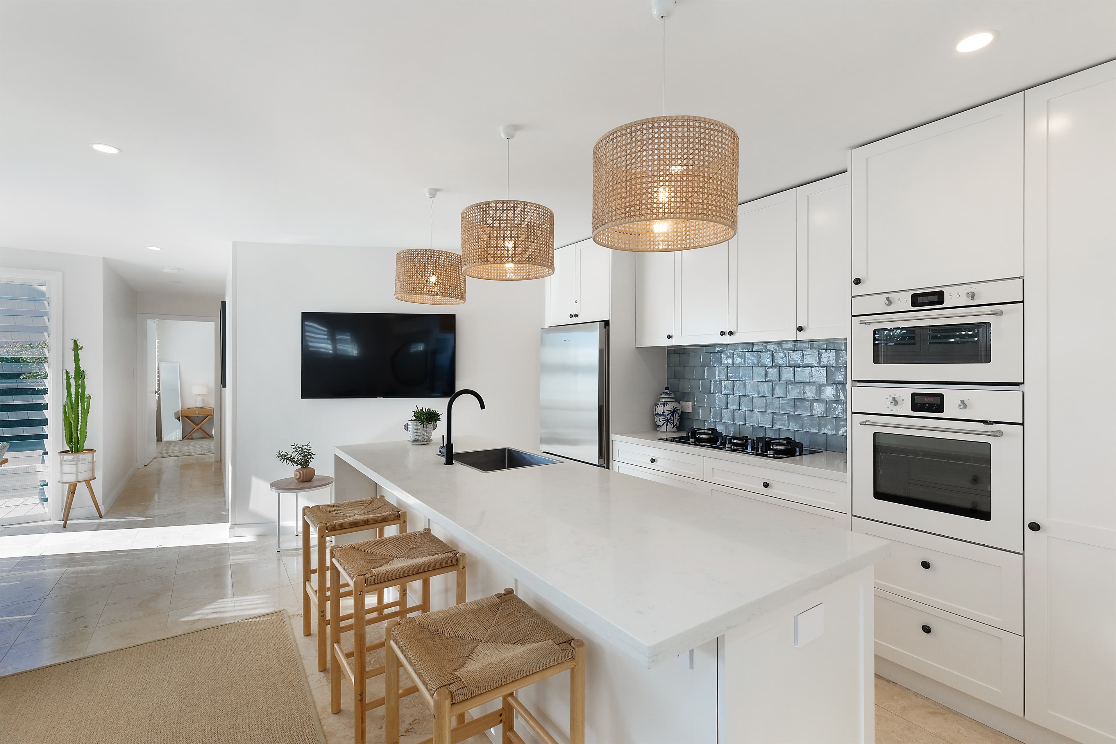 119 Ocean View Drive, Wamberal - Thumbnail 2