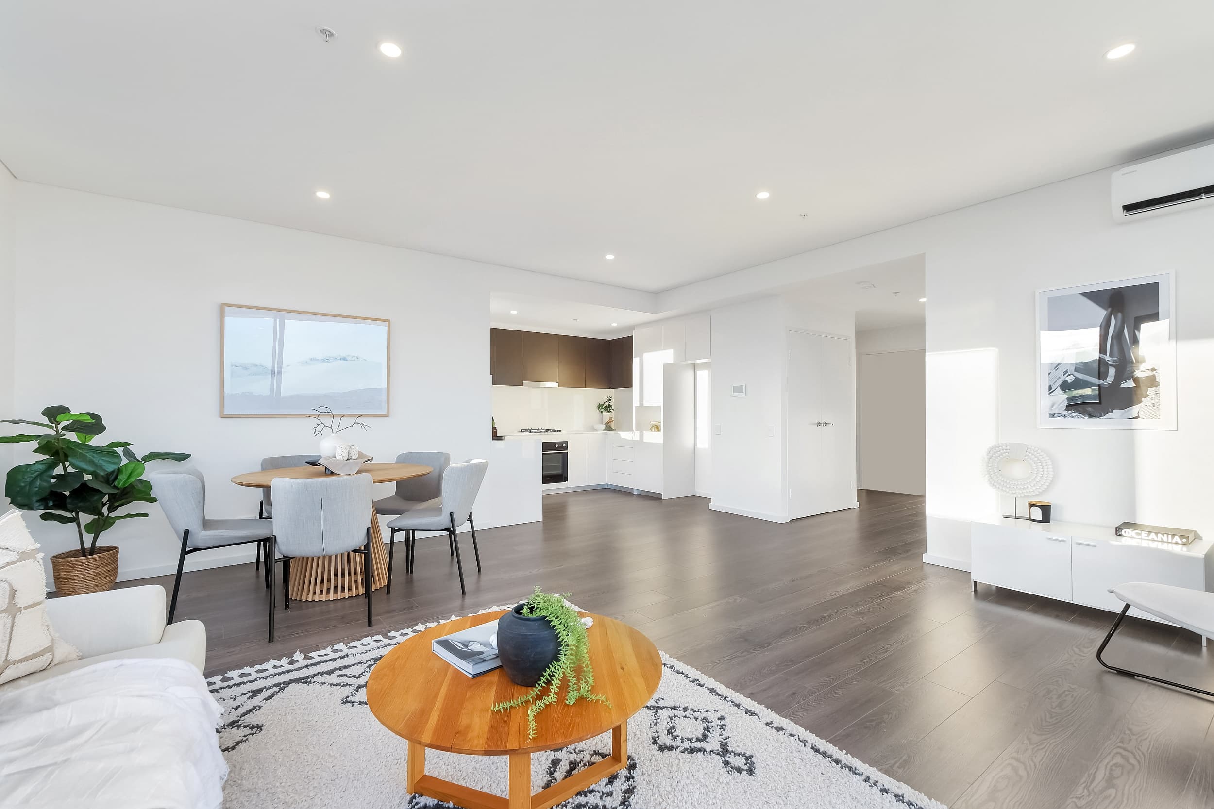 Vista Apartments, 8-10 Moore Street, West Gosford, NSW, 2250, West Gosford - Image 1