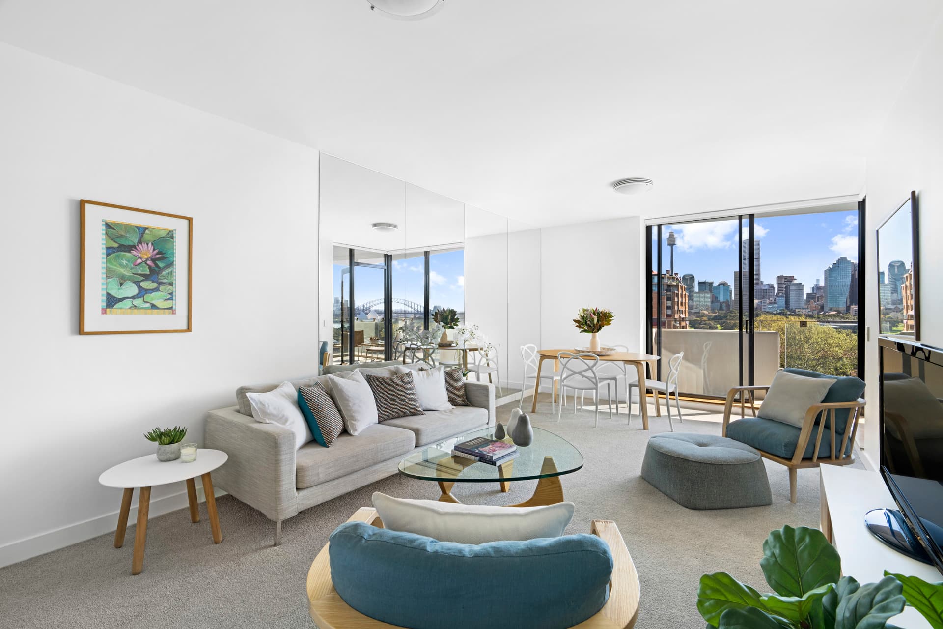 402/1A Tusculum Street, Potts Point, Potts Point - Thumbnail 2