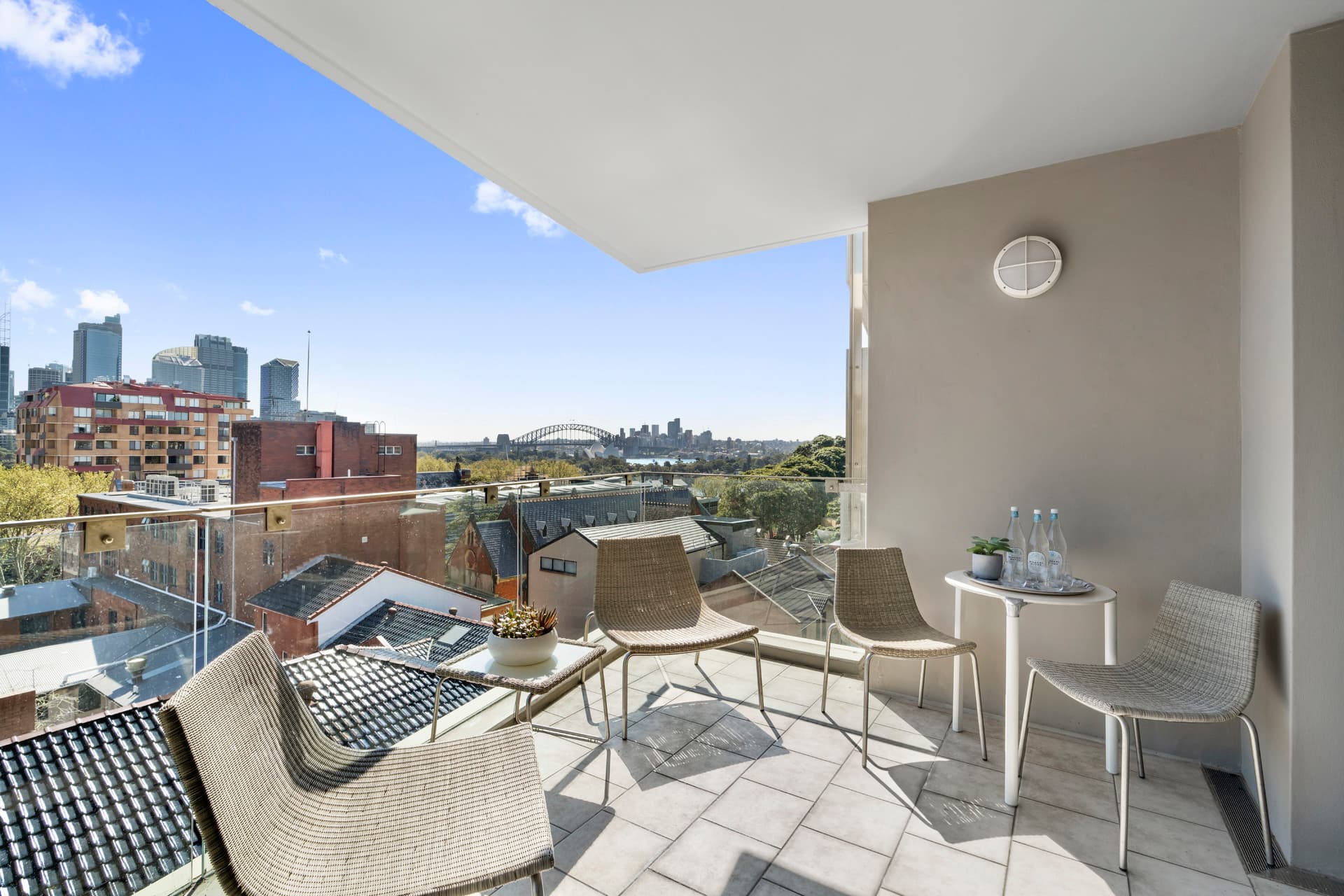 402/1A Tusculum Street, Potts Point, Potts Point - Thumbnail 3