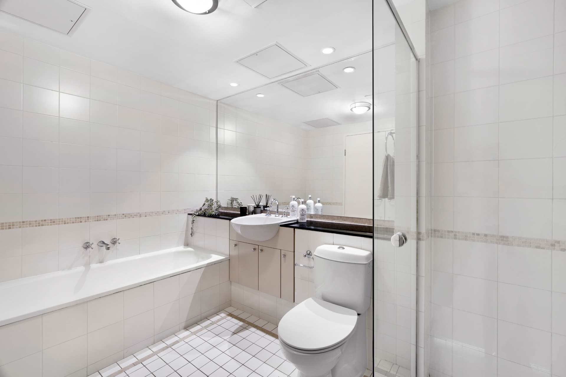 402/1A Tusculum Street, Potts Point, Potts Point - Thumbnail 7