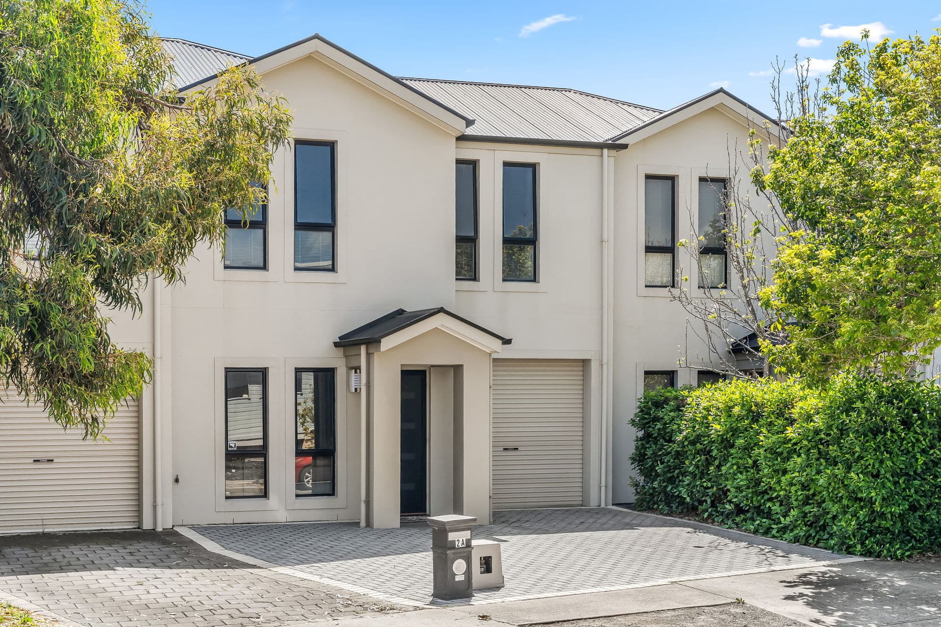 2A Raggatt Crescent, Mitchell Park - Image 1