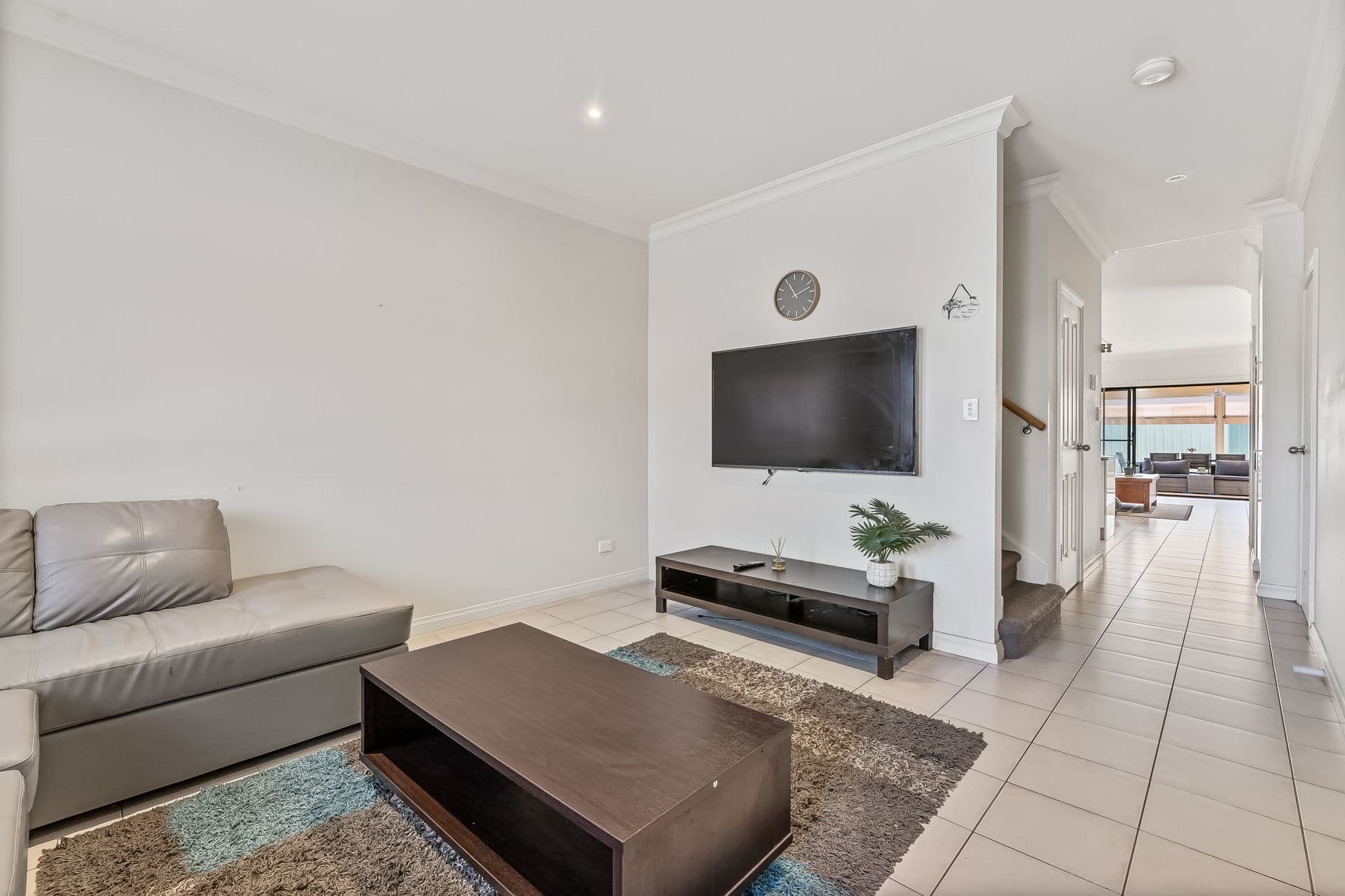 2A Raggatt Crescent, Mitchell Park - Thumbnail 4