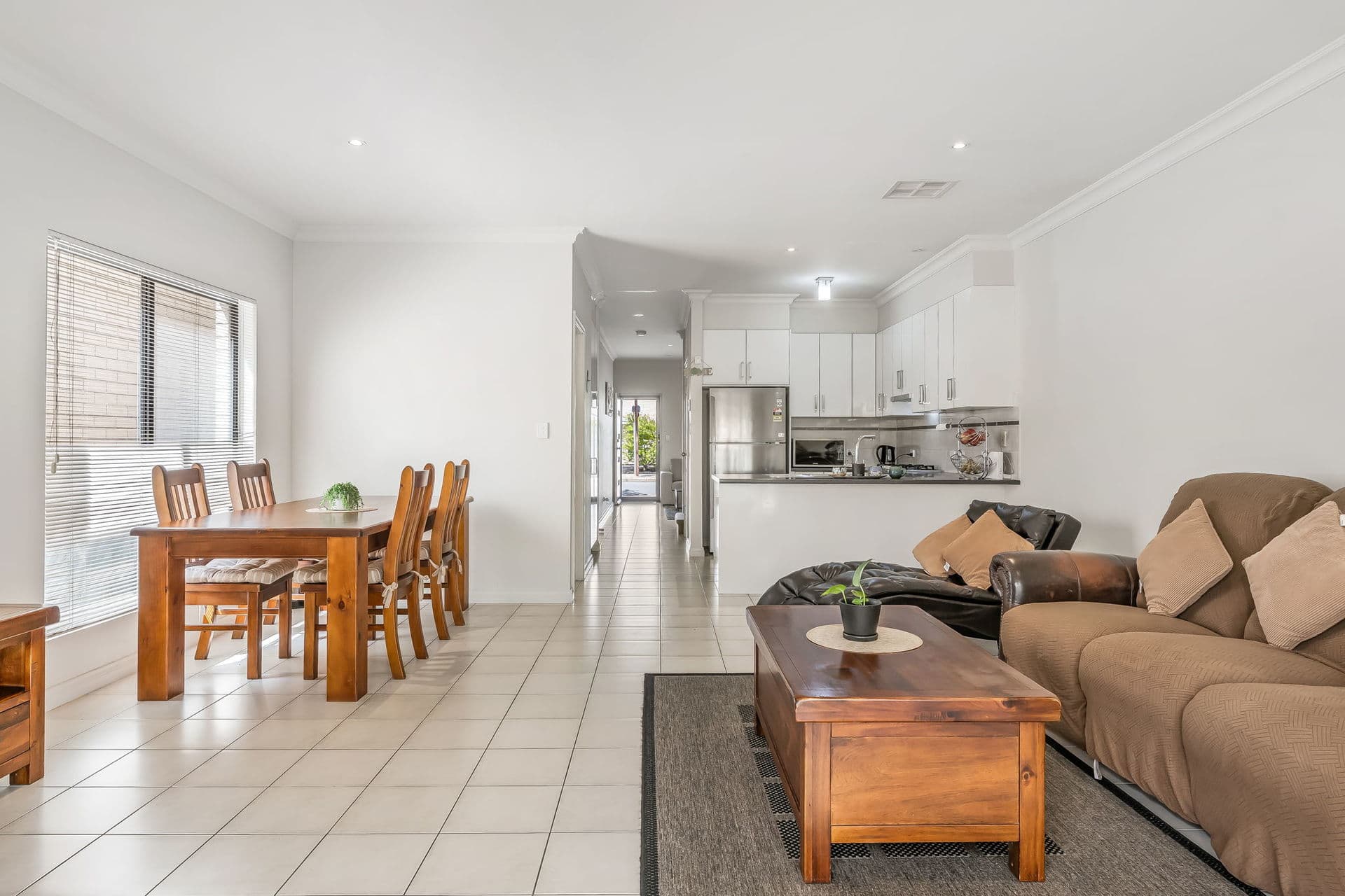 2A Raggatt Crescent, Mitchell Park - Thumbnail 7