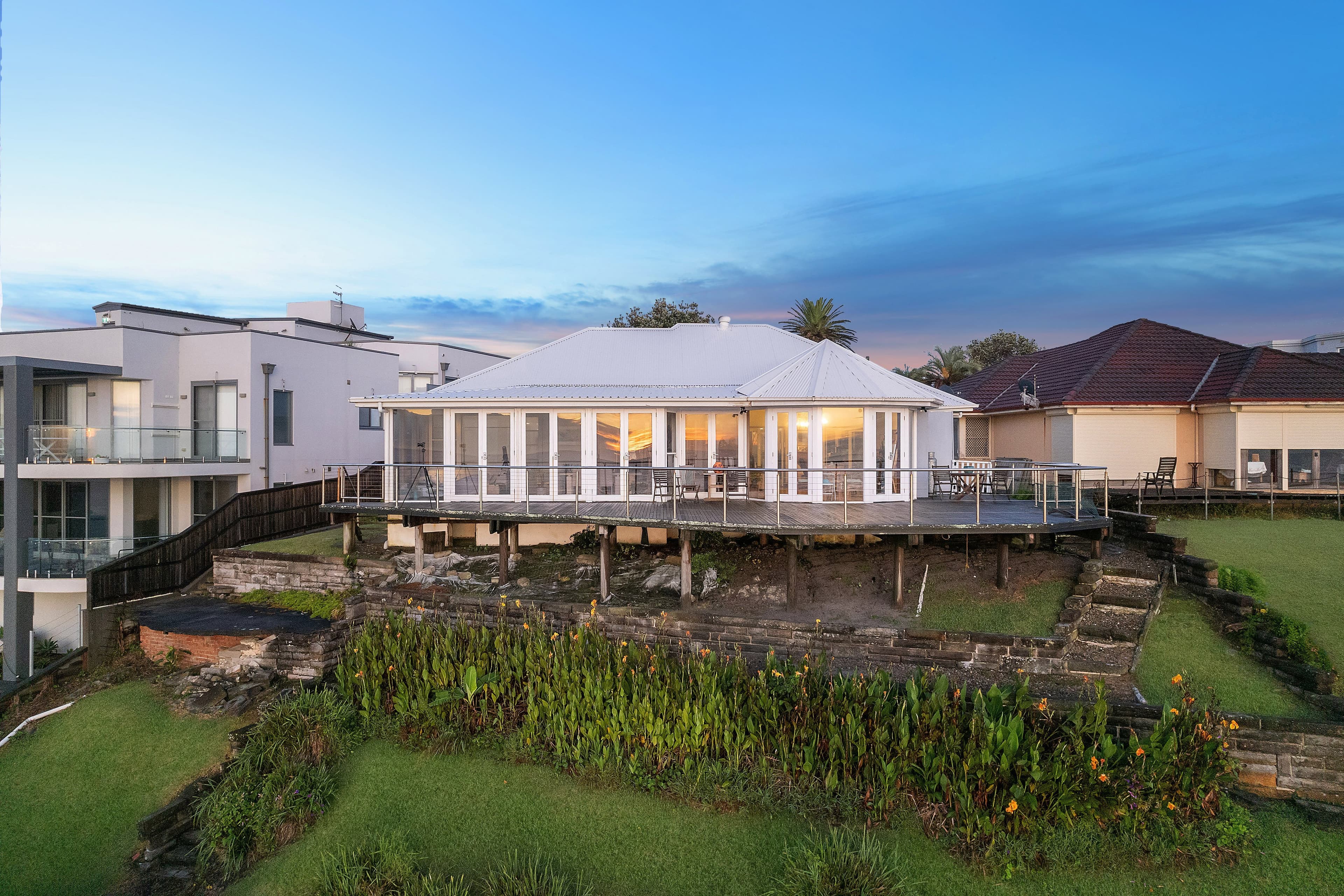 126 Ocean Parade, Blue Bay, NSW, 2261, Blue Bay - Thumbnail 2