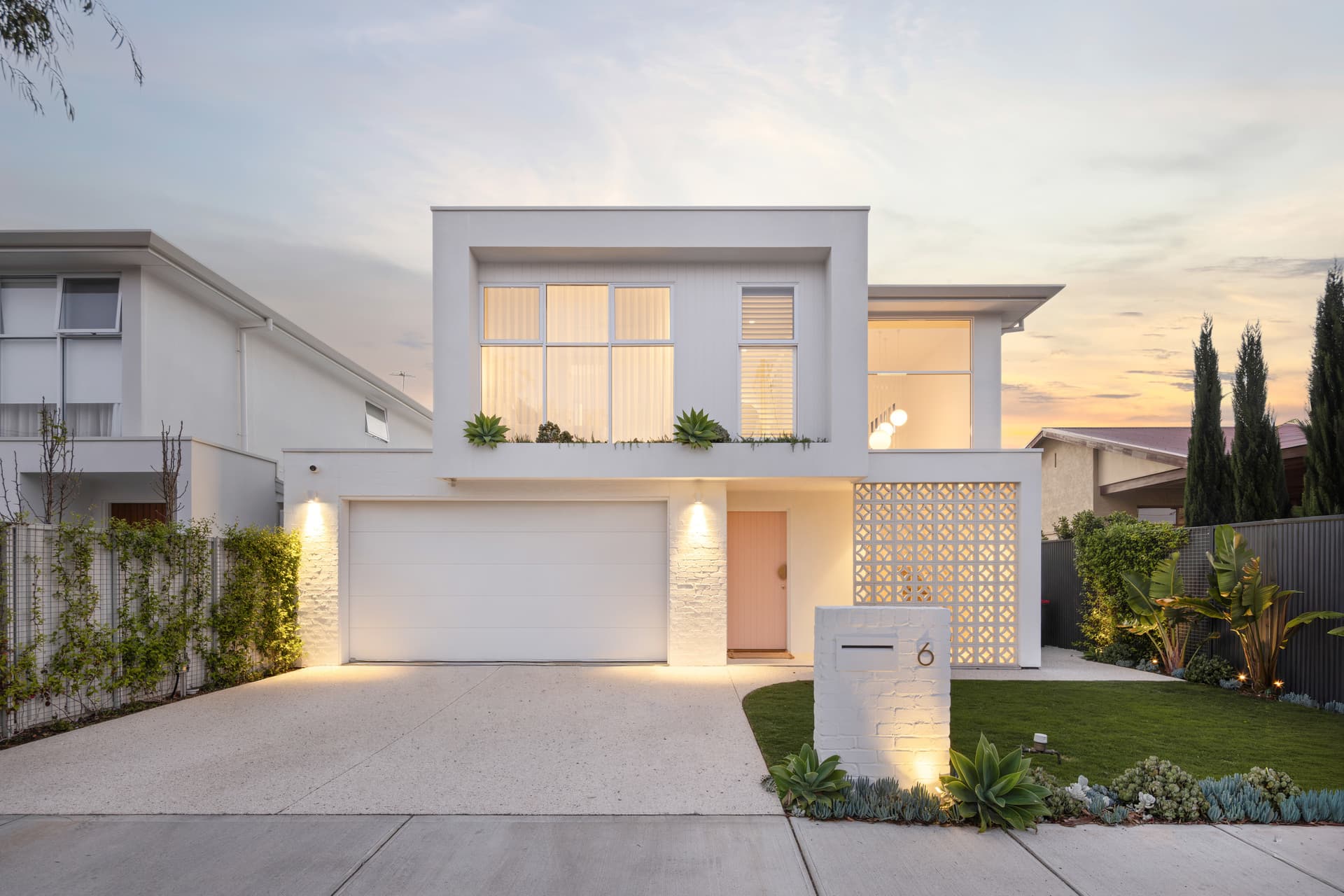 6 Caroona Avenue, Hove - Image 1