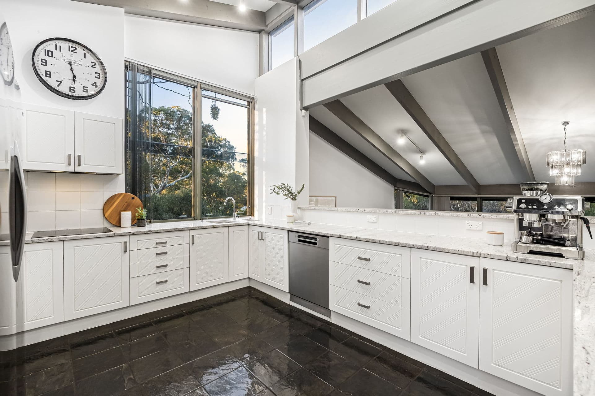 6 Willowbridge Grove, Burnside - Thumbnail 6