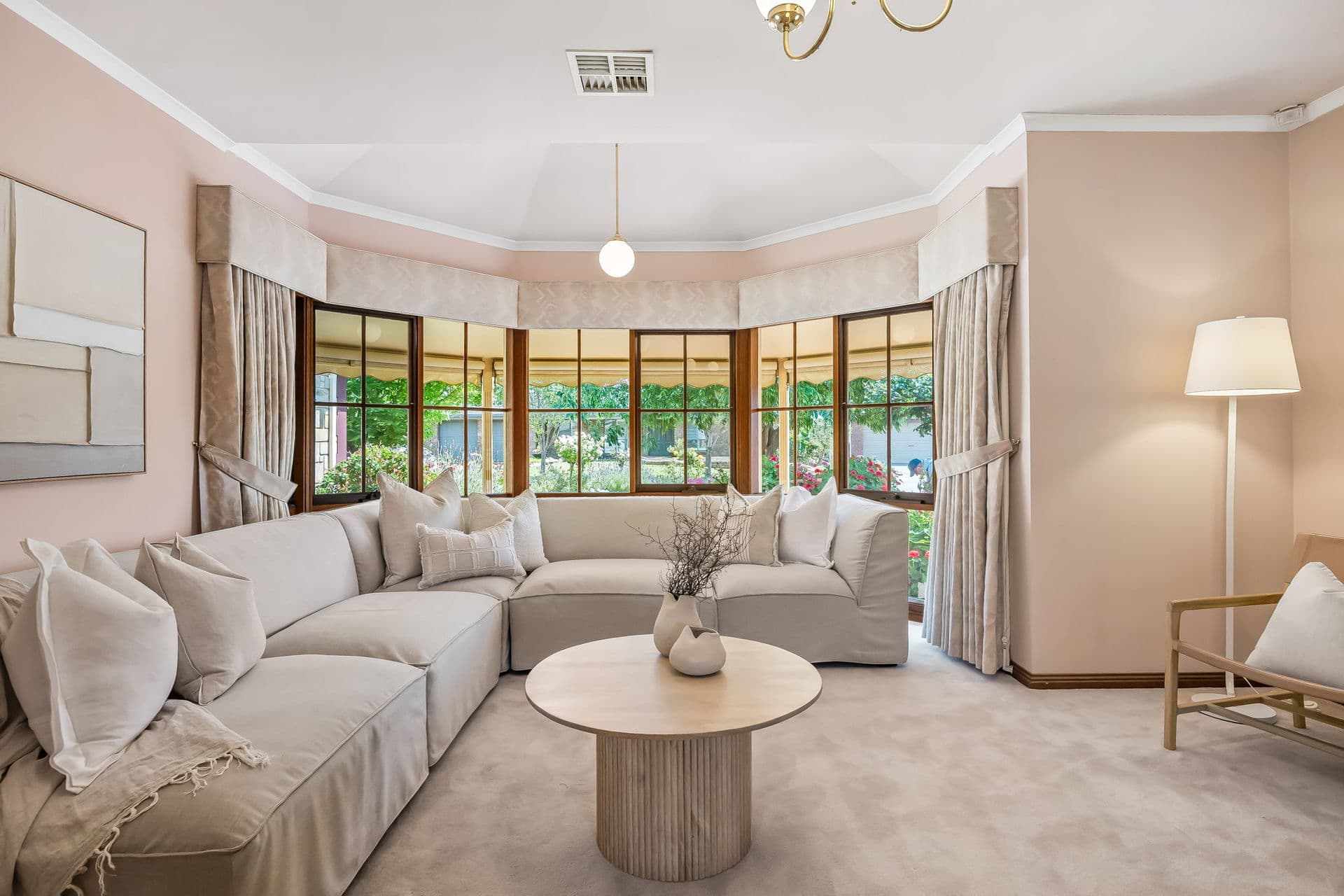 10 Henning Court, Novar Gardens - Thumbnail 3