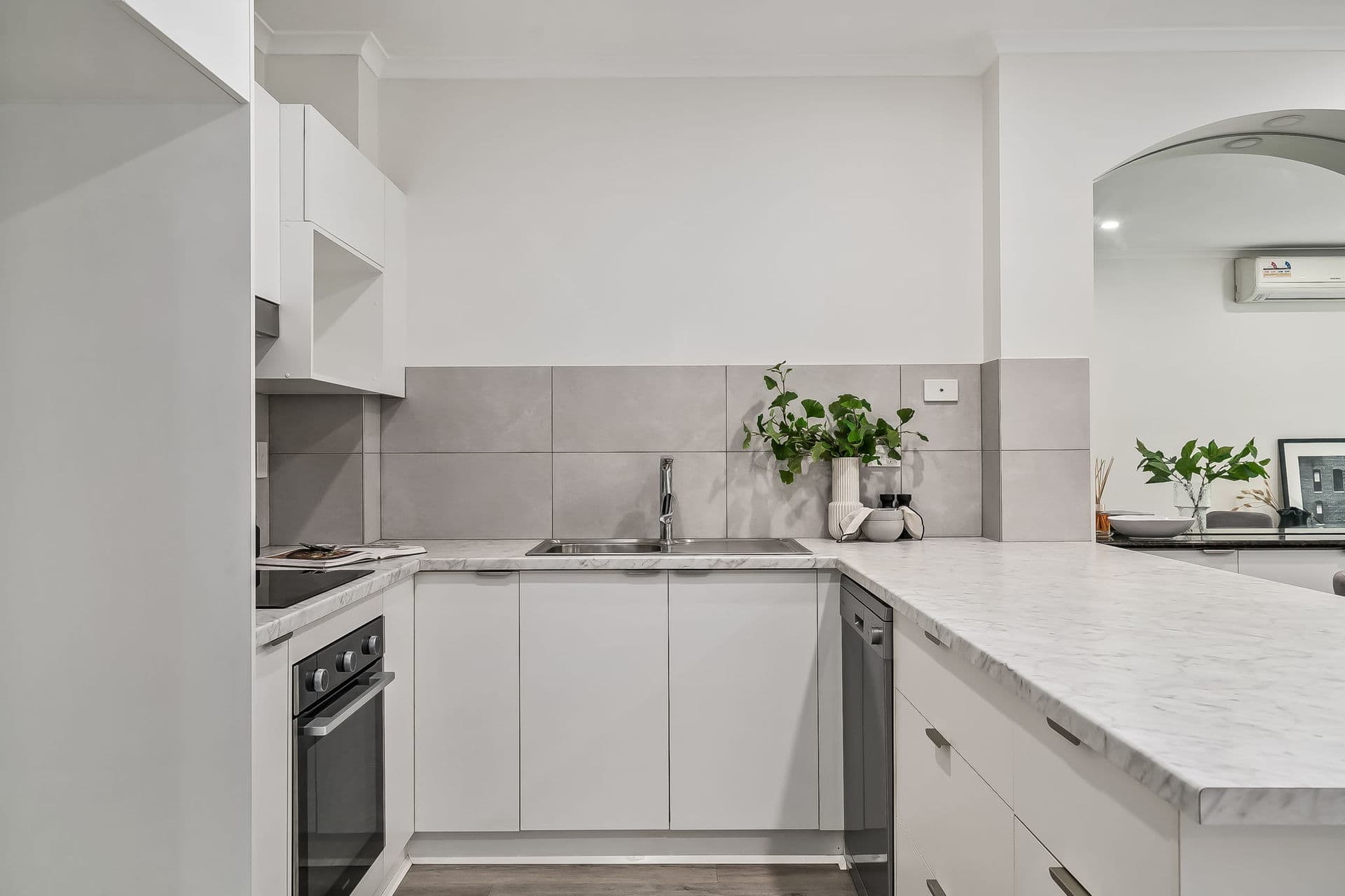 11A/188 Carrington Street, Adelaide - Thumbnail 4
