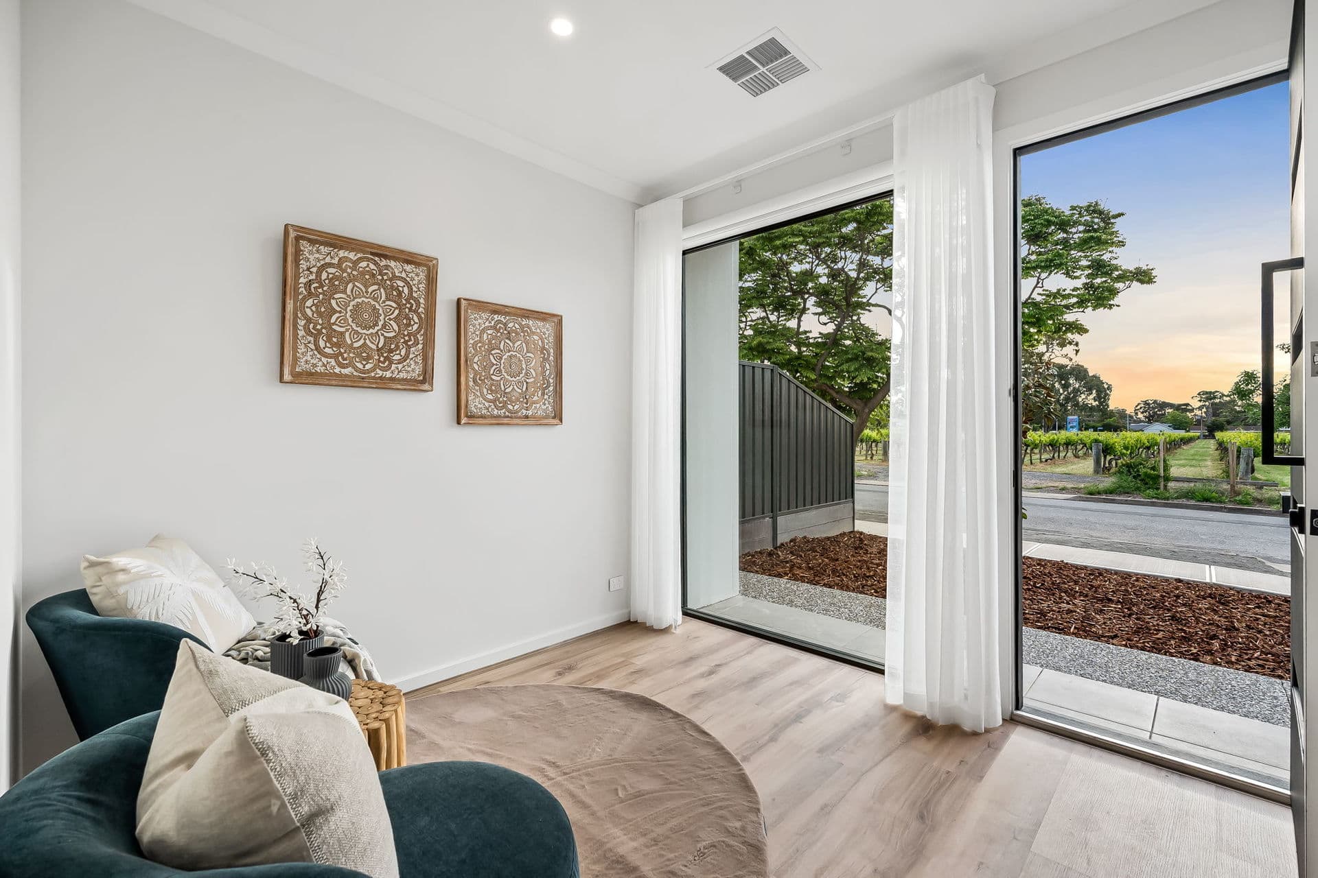 30 Western Avenue, Park Holme - Image 1