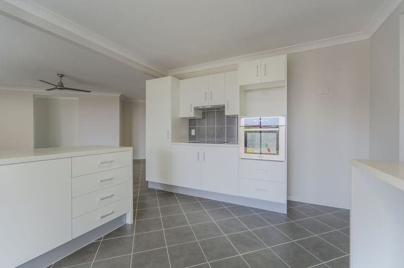 15/4 Galaup Street, Little Bay - Thumbnail 3
