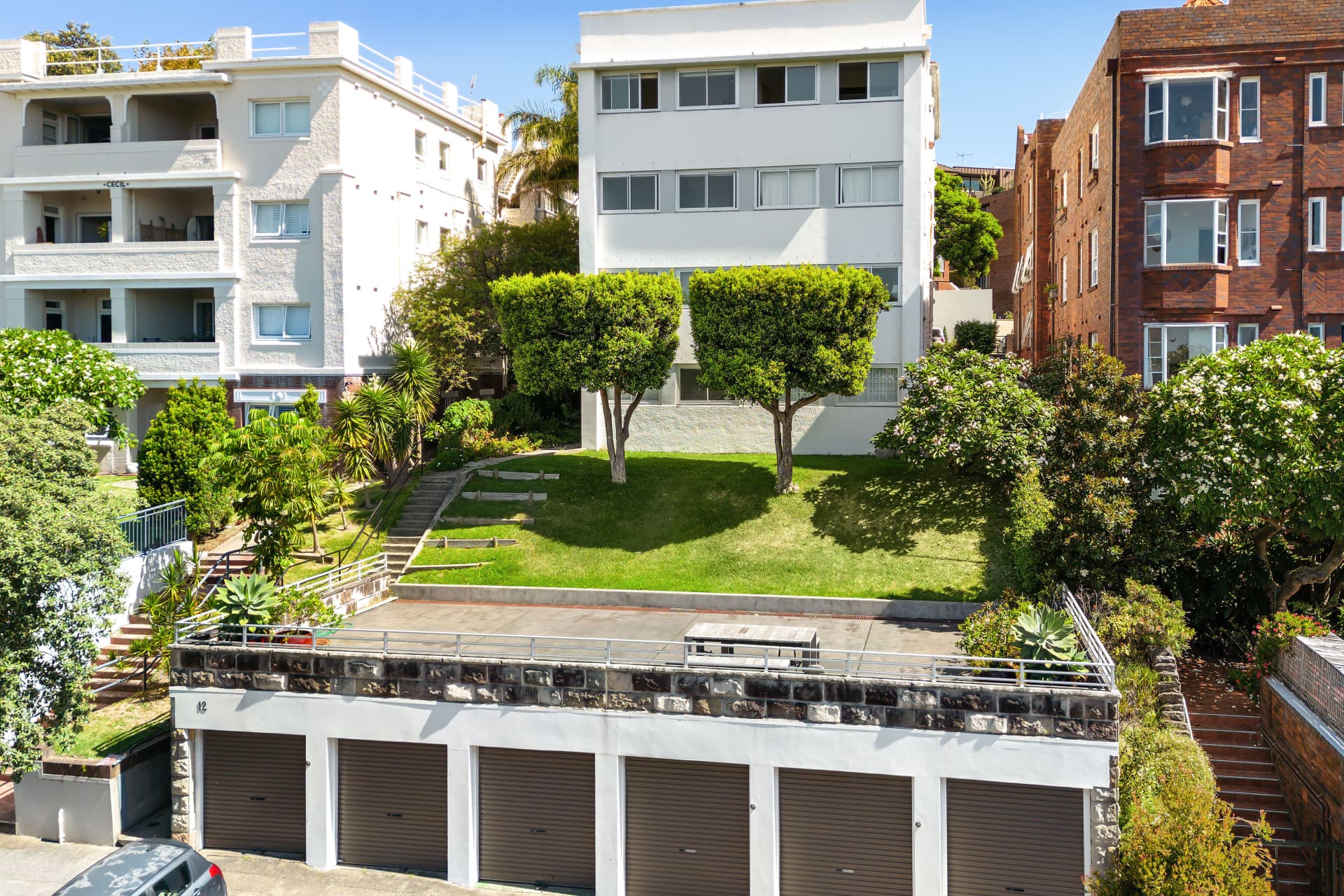 13/12 Francis Street, Bondi Beach, Botany - Image 1