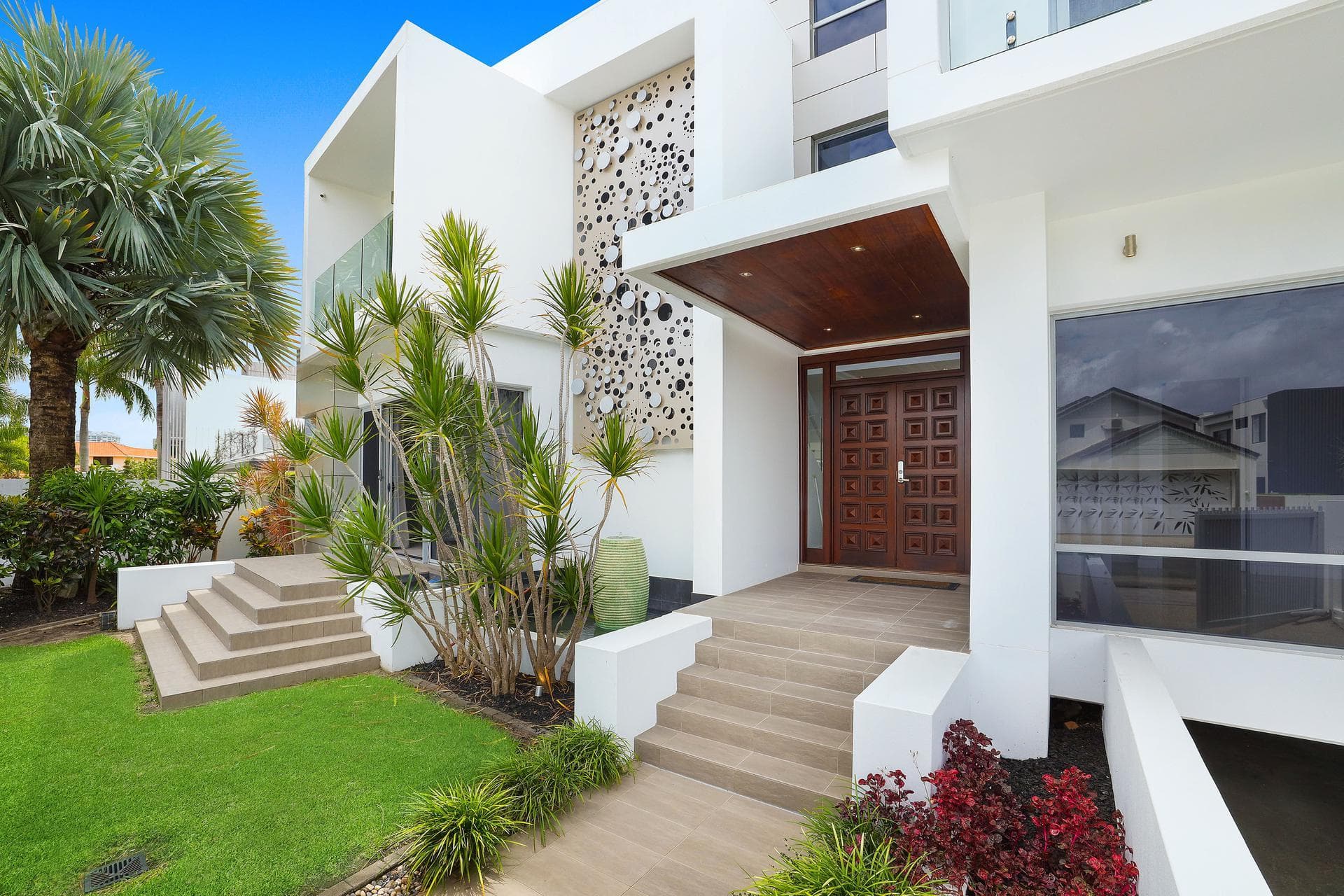 13 Neptune Court, Paradise Waters, QLD, 4217, Surfers Paradise - Thumbnail 3