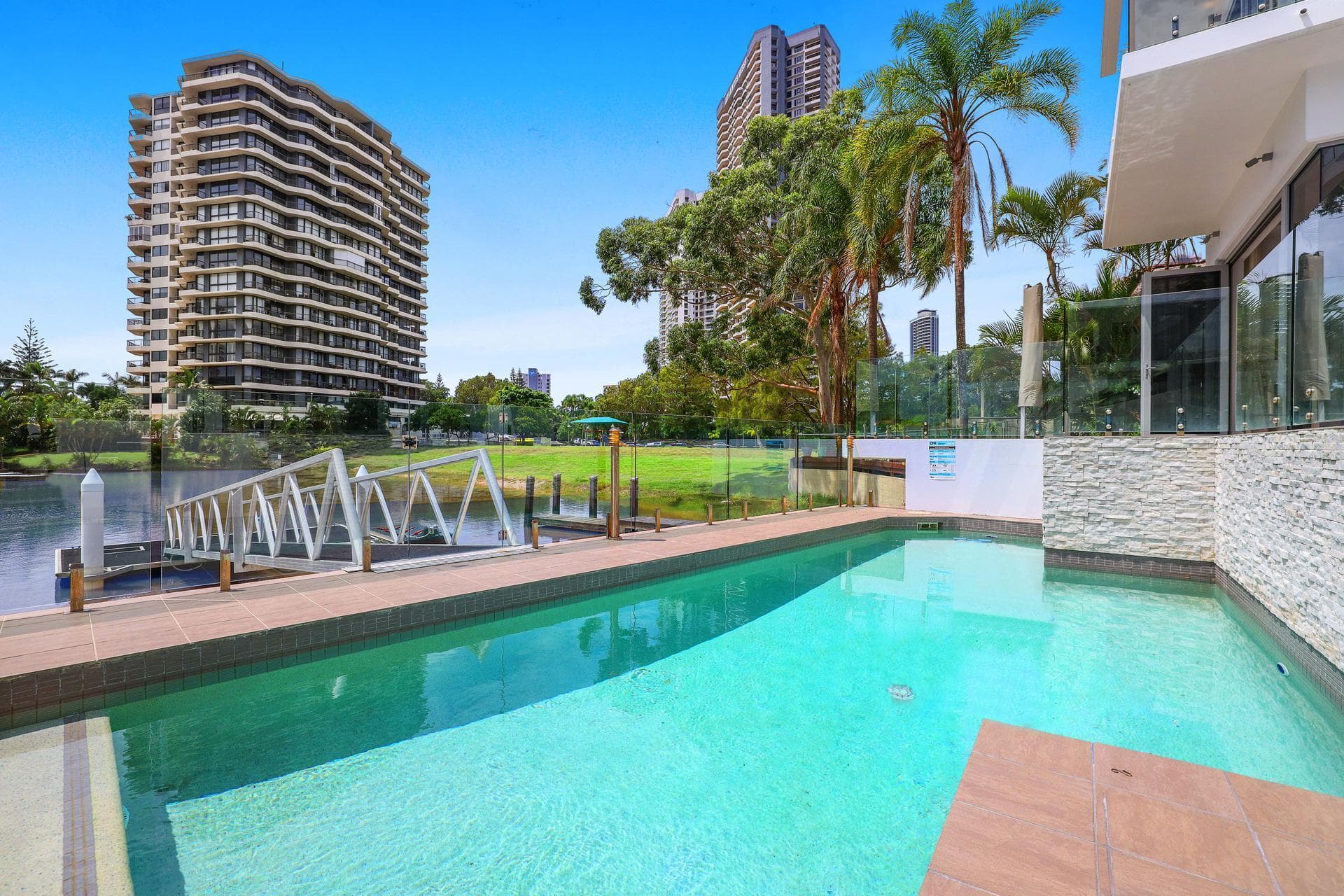 13 Neptune Court, Paradise Waters, QLD, 4217, Surfers Paradise - Thumbnail 8