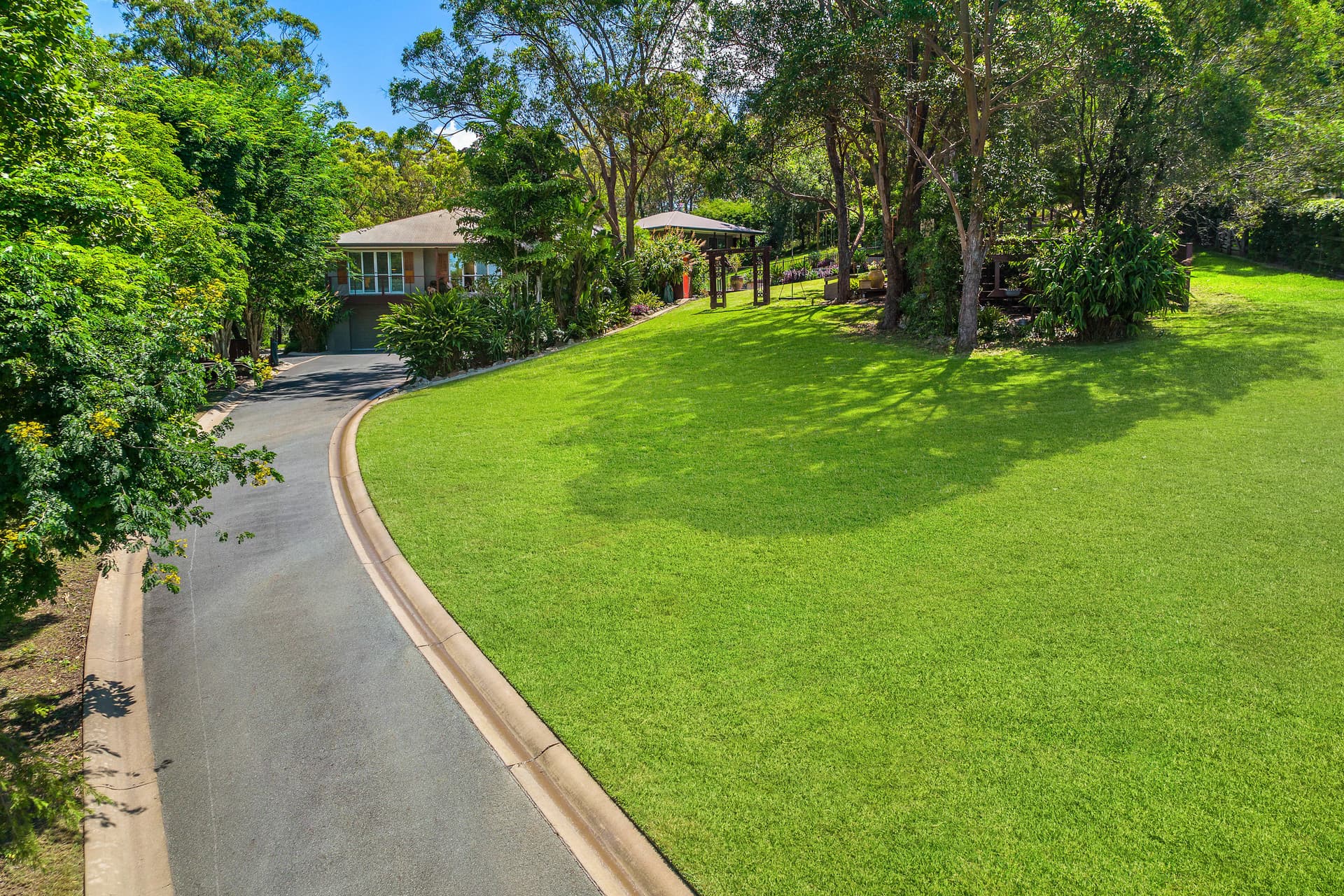 28 Yamanie  Court, Nerang, QLD, 4211, Nerang - Thumbnail 2