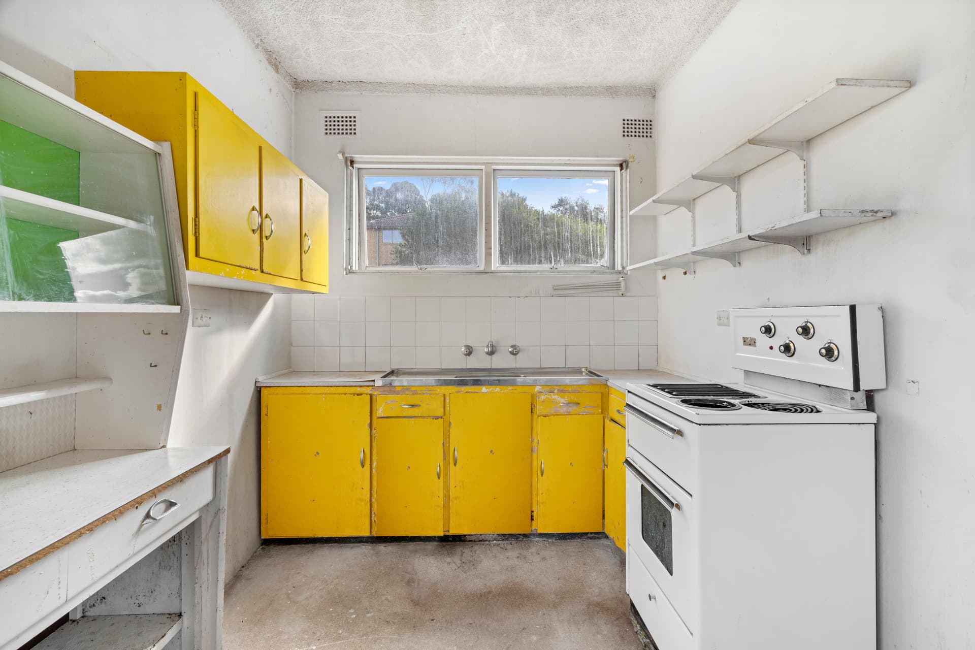 1/12 Elsmere Street, Kensington, Kensington - Thumbnail 2