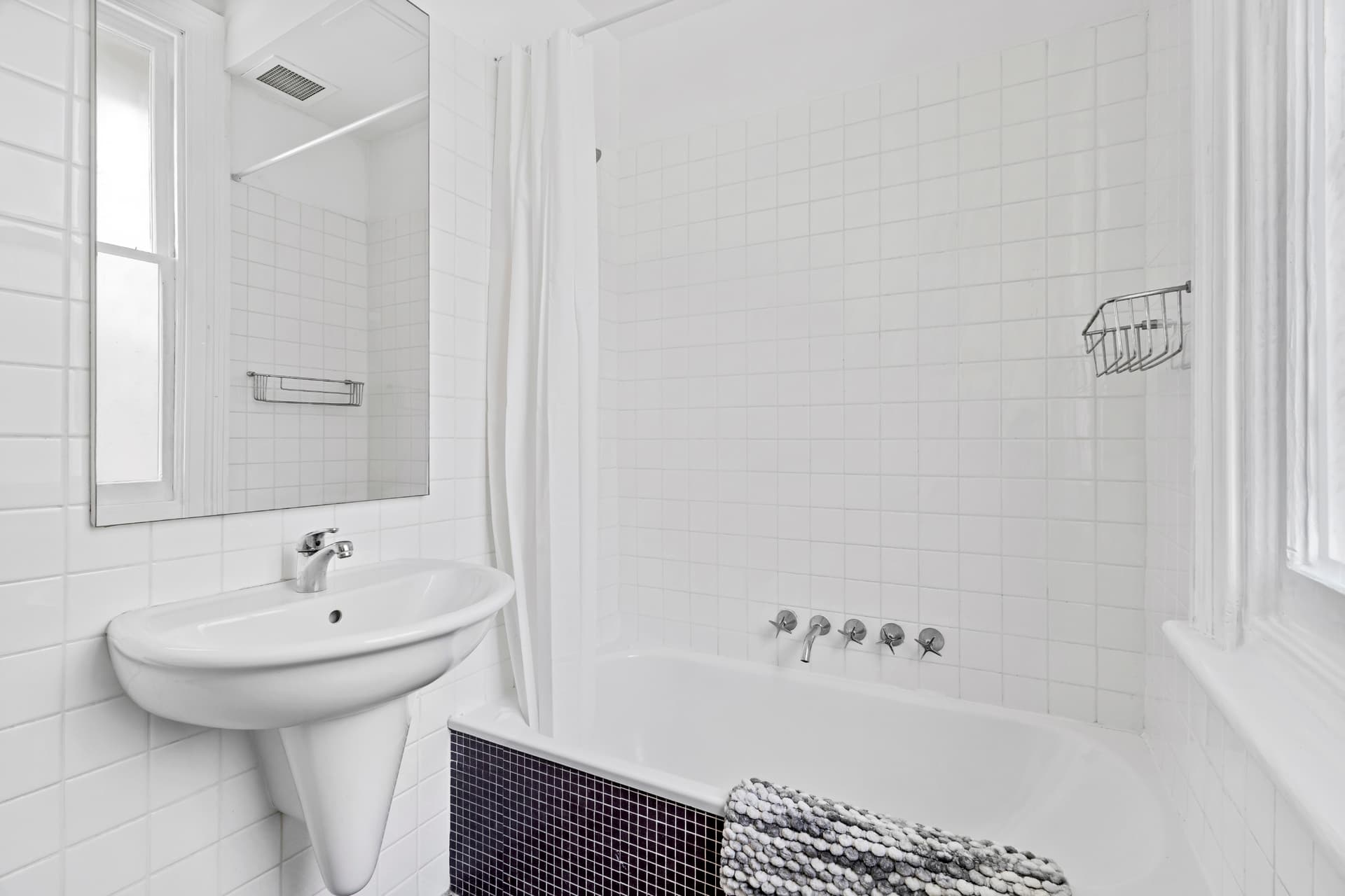 24 Victoria Street, Paddington, Paddington - Thumbnail 2